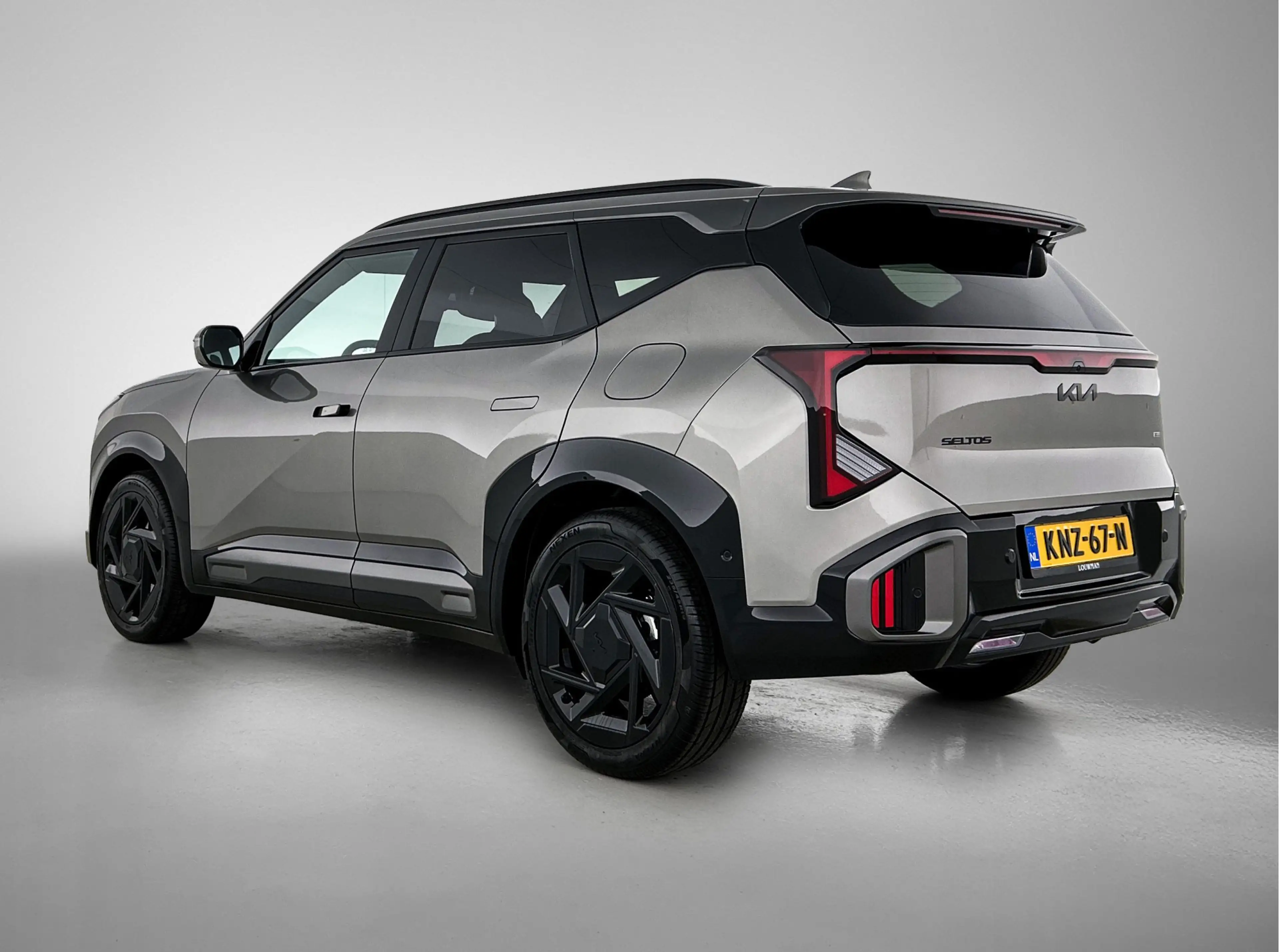 Kia Seltos 1.6 GDi Hybrid X-Line Stoelverwarming en verkoelin — photo 14