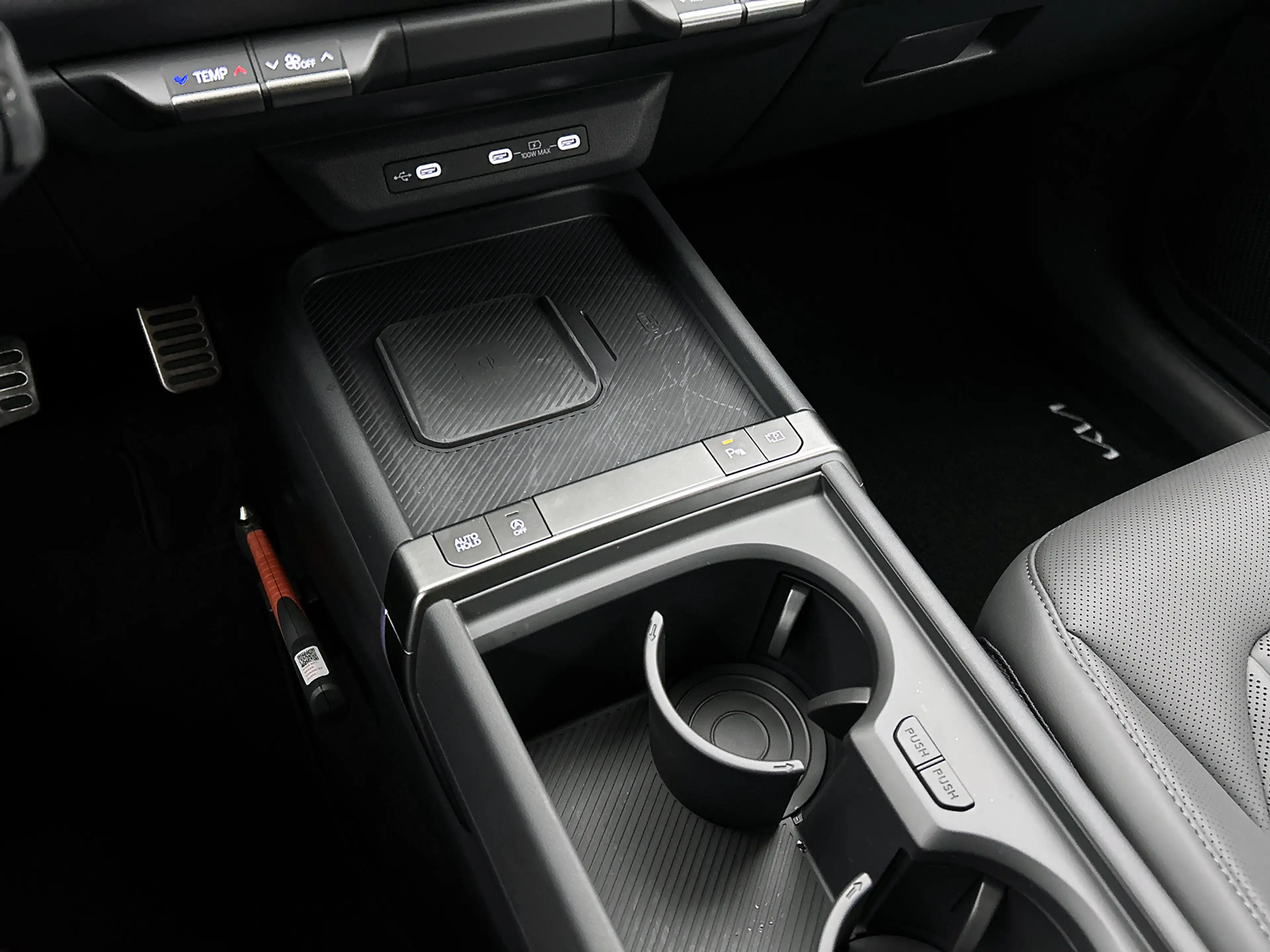 Kia Seltos 1.6 GDi Hybrid X-Line Stoelverwarming en verkoelin — photo 11