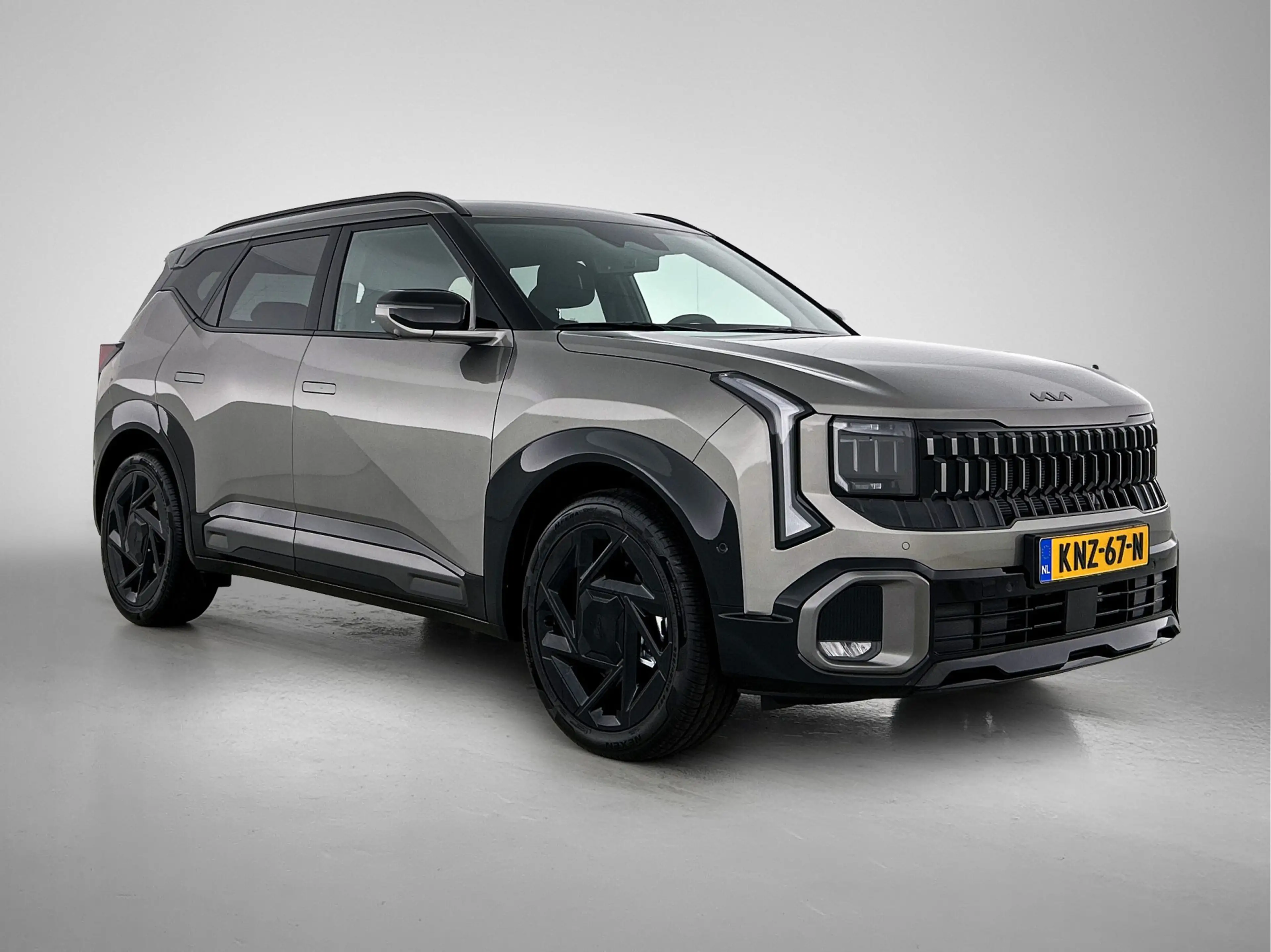 Kia Seltos 1.6 GDi Hybrid X-Line Stoelverwarming en verkoelin — photo 13