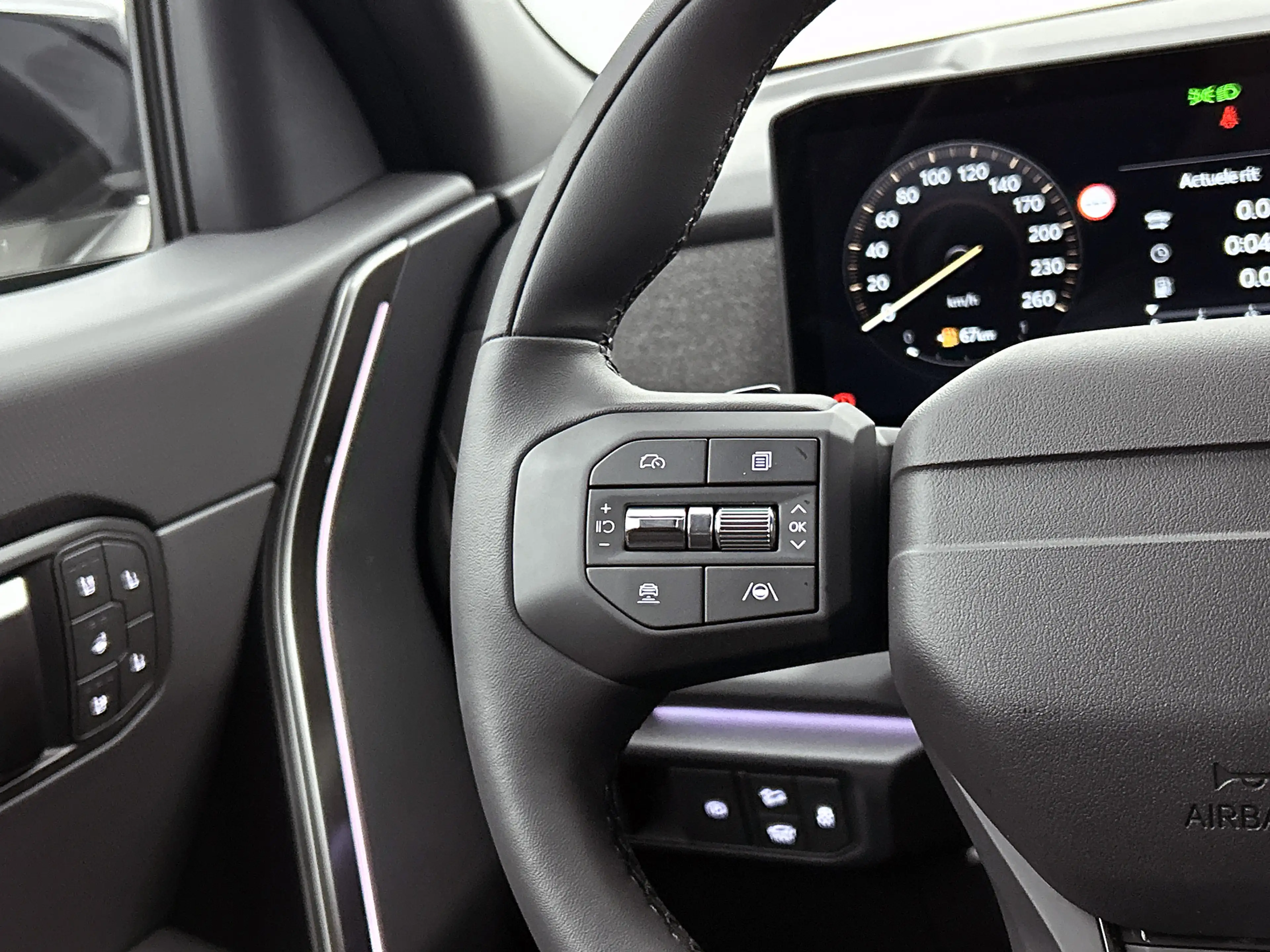 Kia Seltos 1.6 GDi Hybrid X-Line Stoelverwarming en verkoelin — photo 15