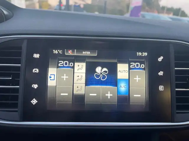 Peugeot 308 view 14