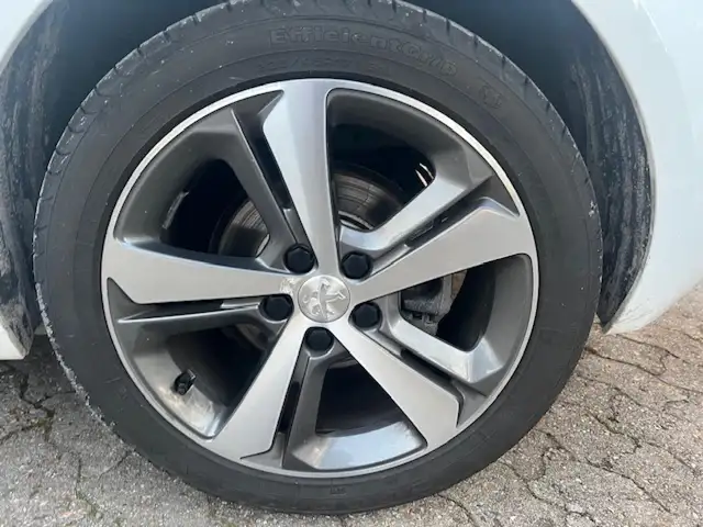Peugeot 308 view 24