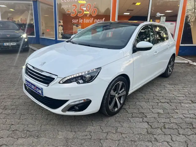 Peugeot 308 view 2