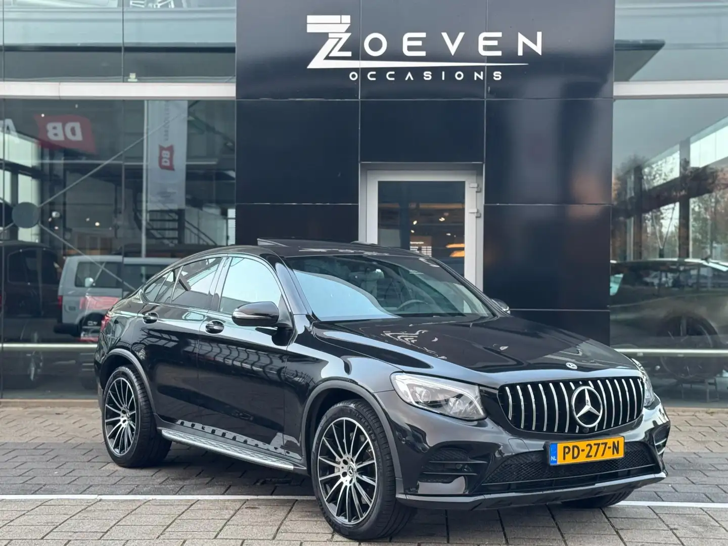 Mercedes-Benz GLC 250 Coupé 4MATIC Edition 1 Nero - 2