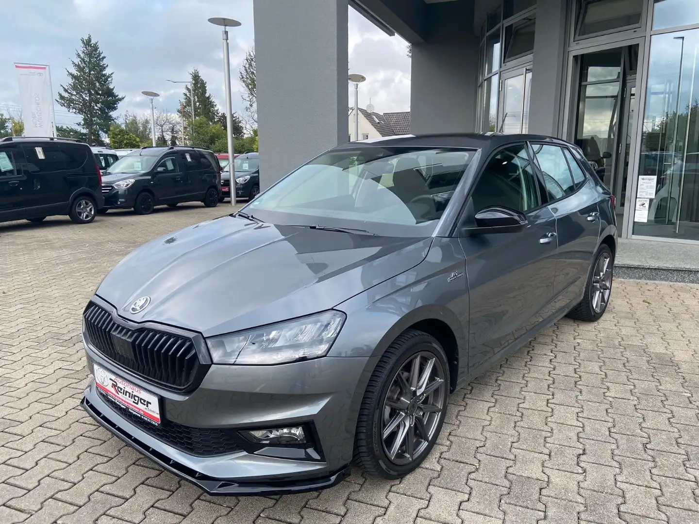 Skoda Fabia 1.0 TSI Selection Monte Carlo*MOD25,Kamera Grijs - 1