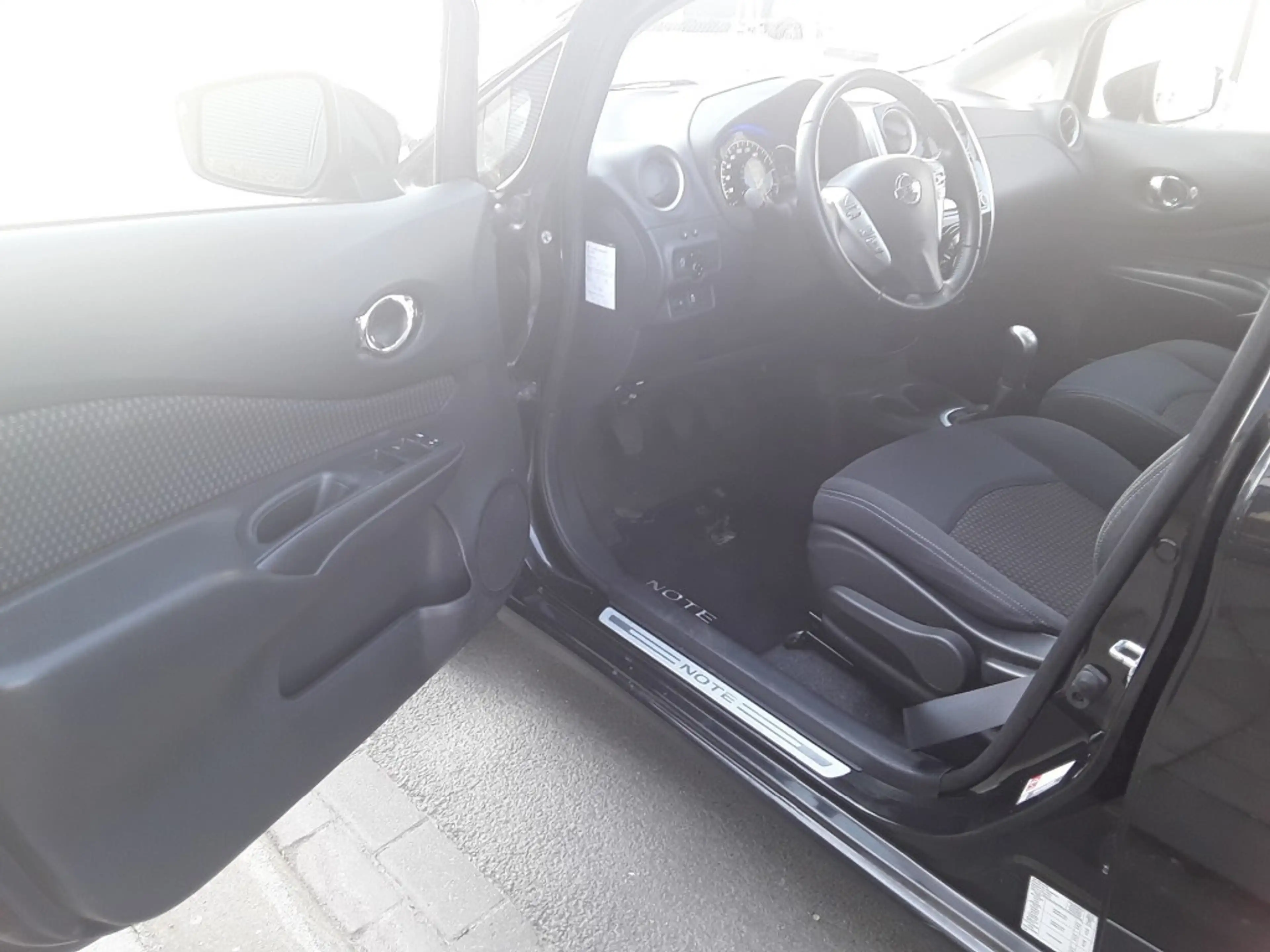 Nissan Note 1.2 CONNECT EDITION — photo 11