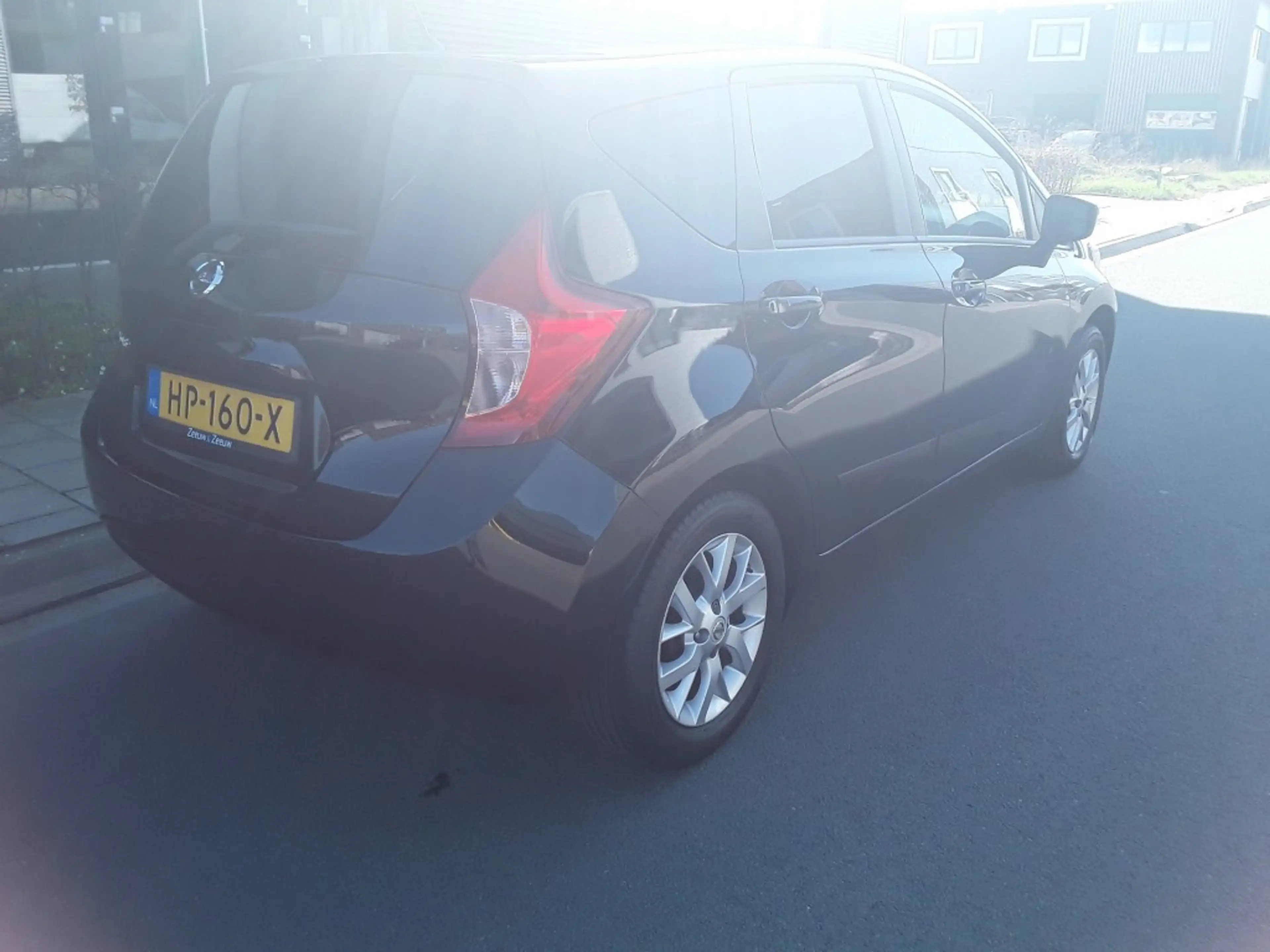 Nissan Note 1.2 CONNECT EDITION — photo 3