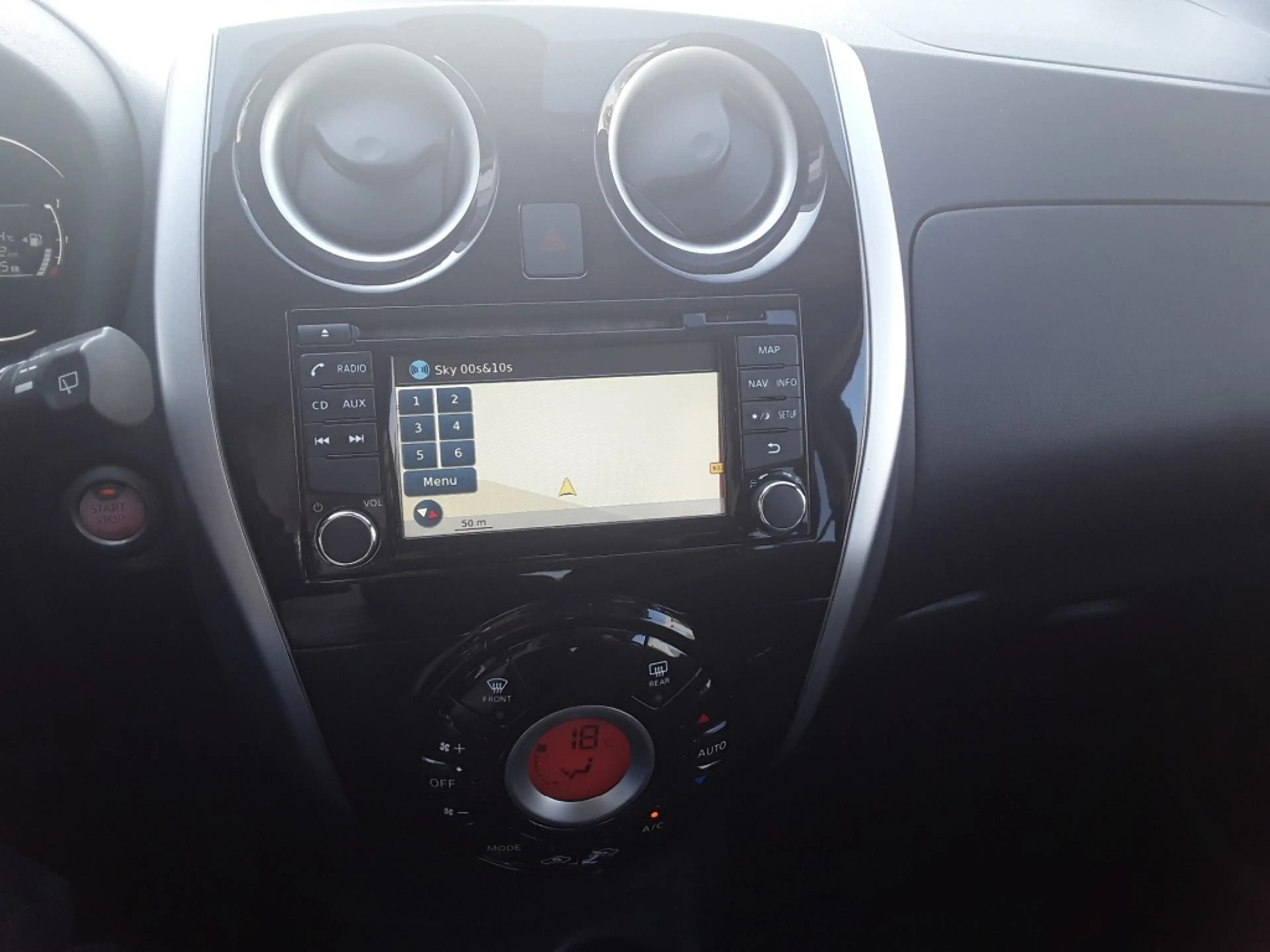 Nissan Note 1.2 CONNECT EDITION — photo 9