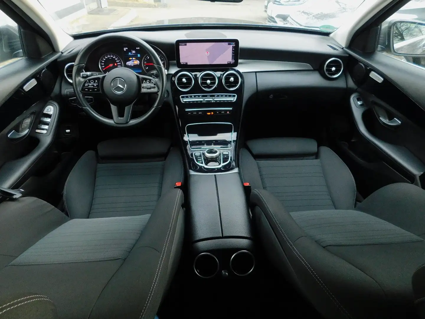 Mercedes-Benz C 220 d 4Matic T Automatic 9G LED AnHK elHK Navi Grau - 2