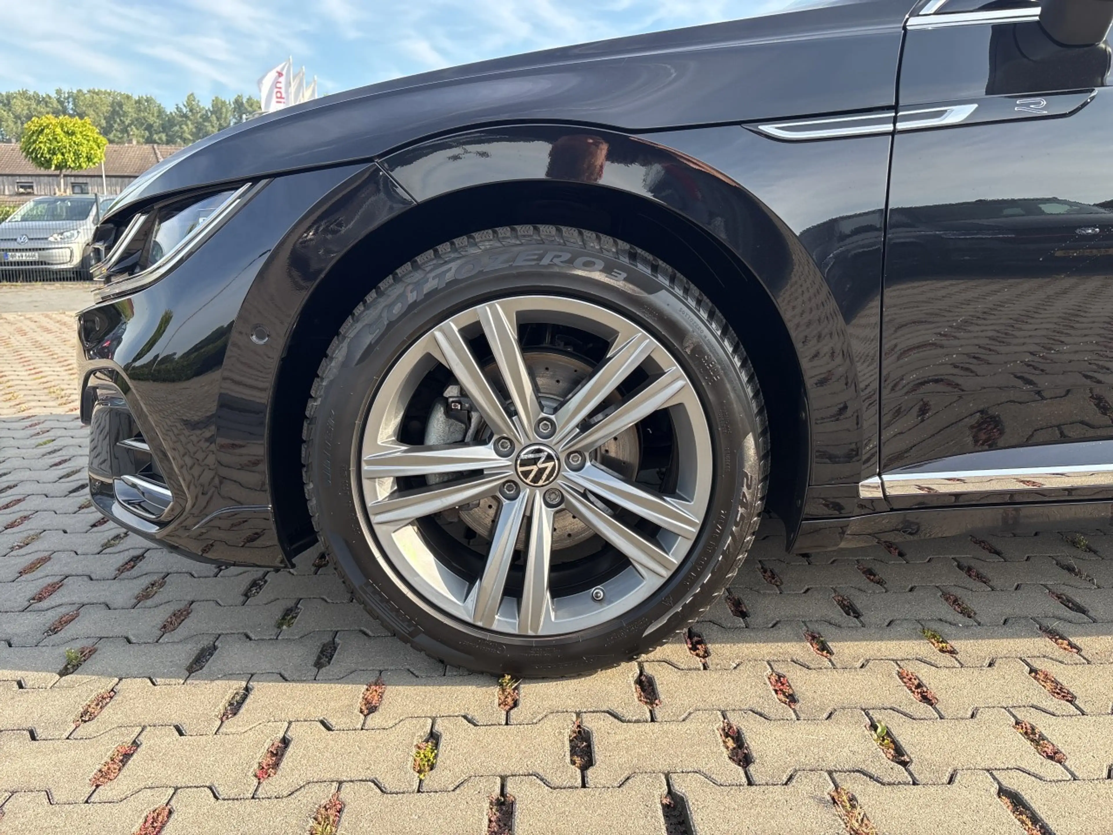 Volkswagen Arteon R-Line eHybrid Pano/AHK/StdHzg/IQLight — photo 10