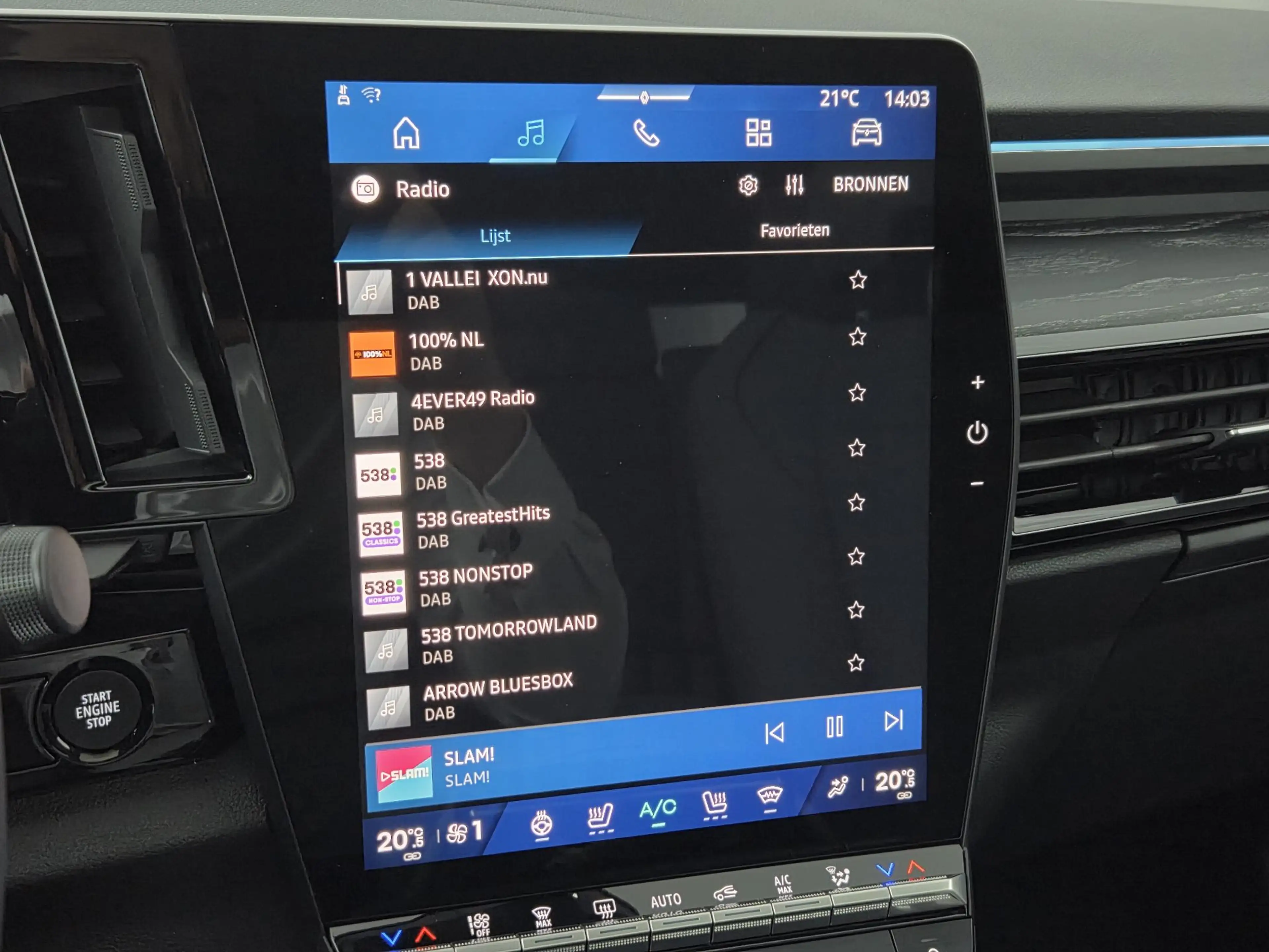 Renault Espace E-Tech full hybrid 200 iconic 7p. | Harman/Kardon — photo 34
