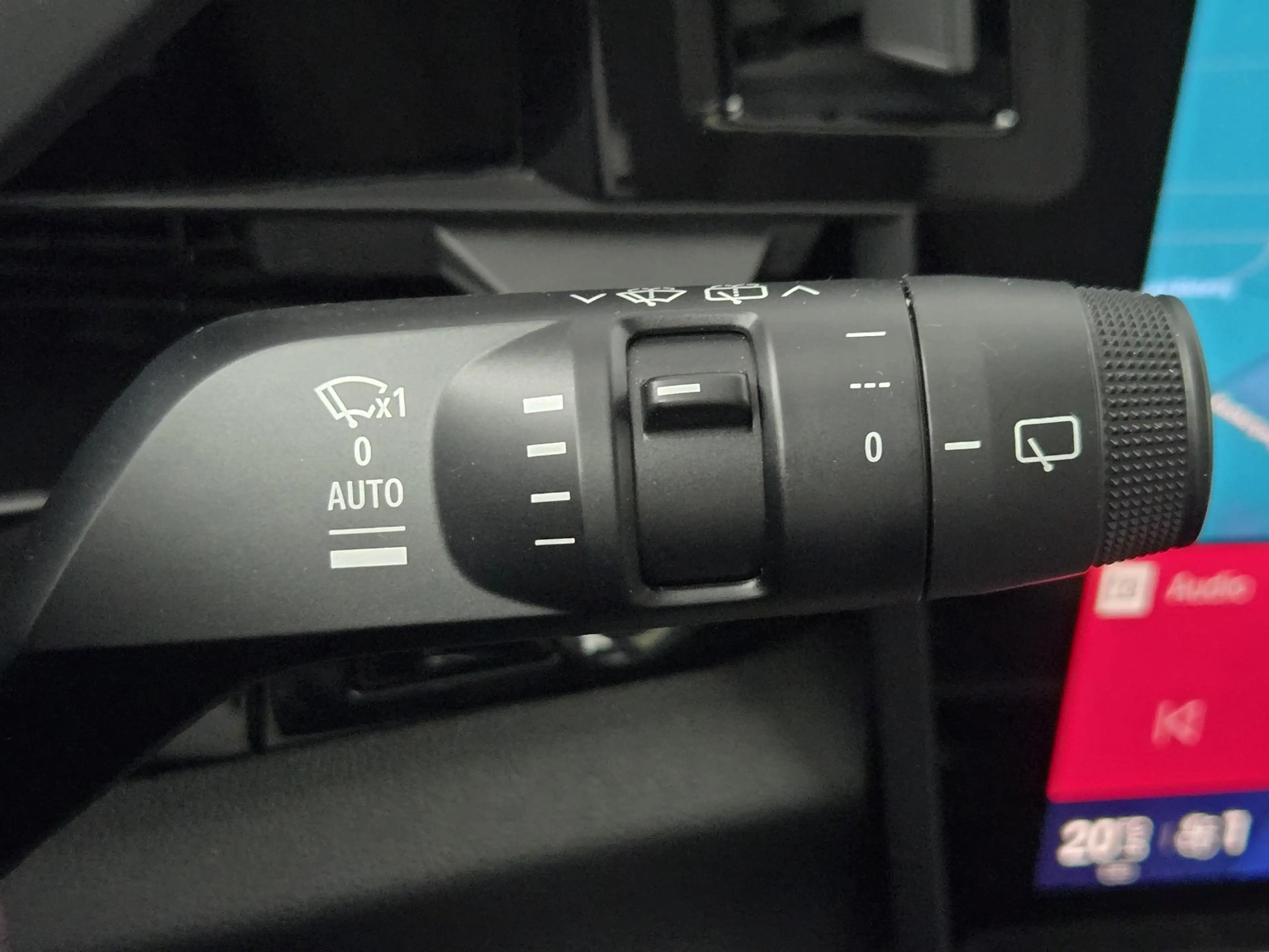 Renault Espace E-Tech full hybrid 200 iconic 7p. | Harman/Kardon — photo 39