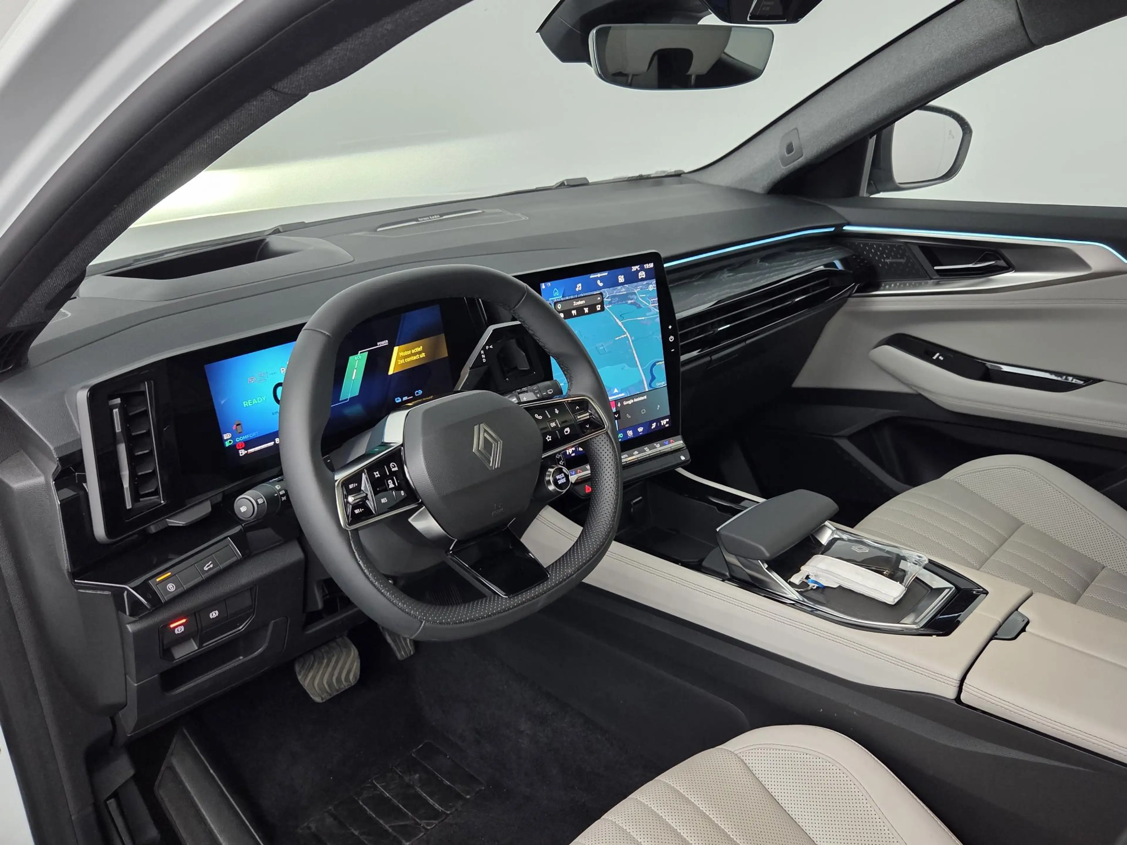Renault Espace E-Tech full hybrid 200 iconic 7p. | Harman/Kardon — photo 15