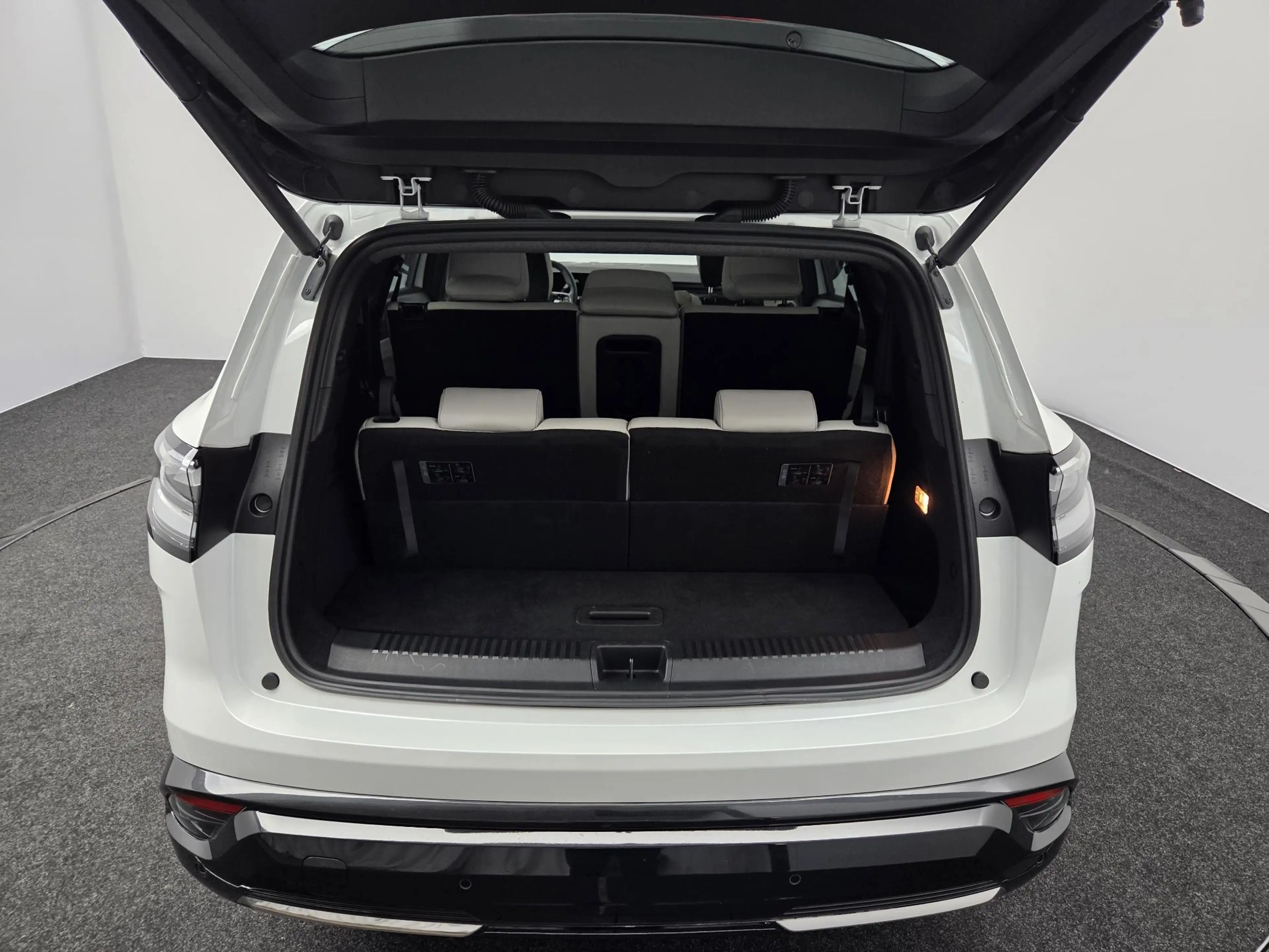 Renault Espace E-Tech full hybrid 200 iconic 7p. | Harman/Kardon — photo 24