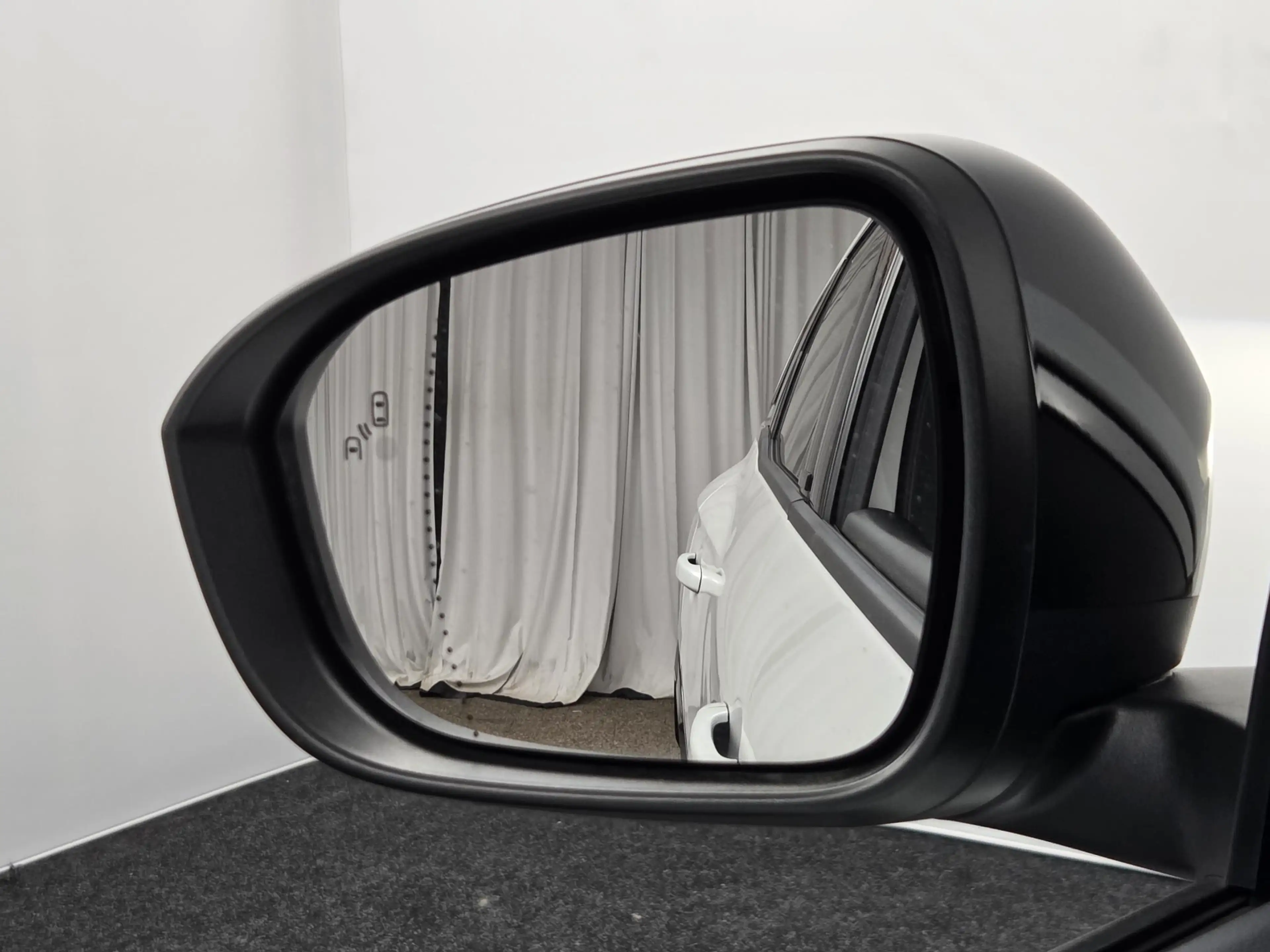 Renault Espace E-Tech full hybrid 200 iconic 7p. | Harman/Kardon — photo 50