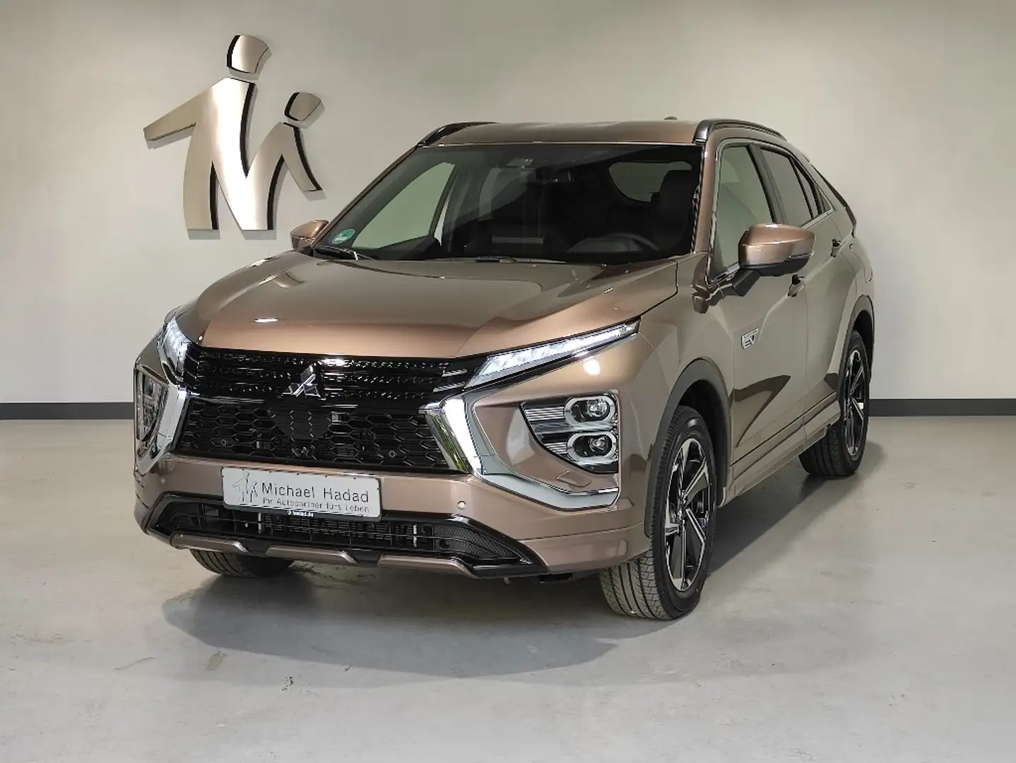 Mitsubishi Eclipse Cross Plug-in Hybrid Select 4WD Barna - 1