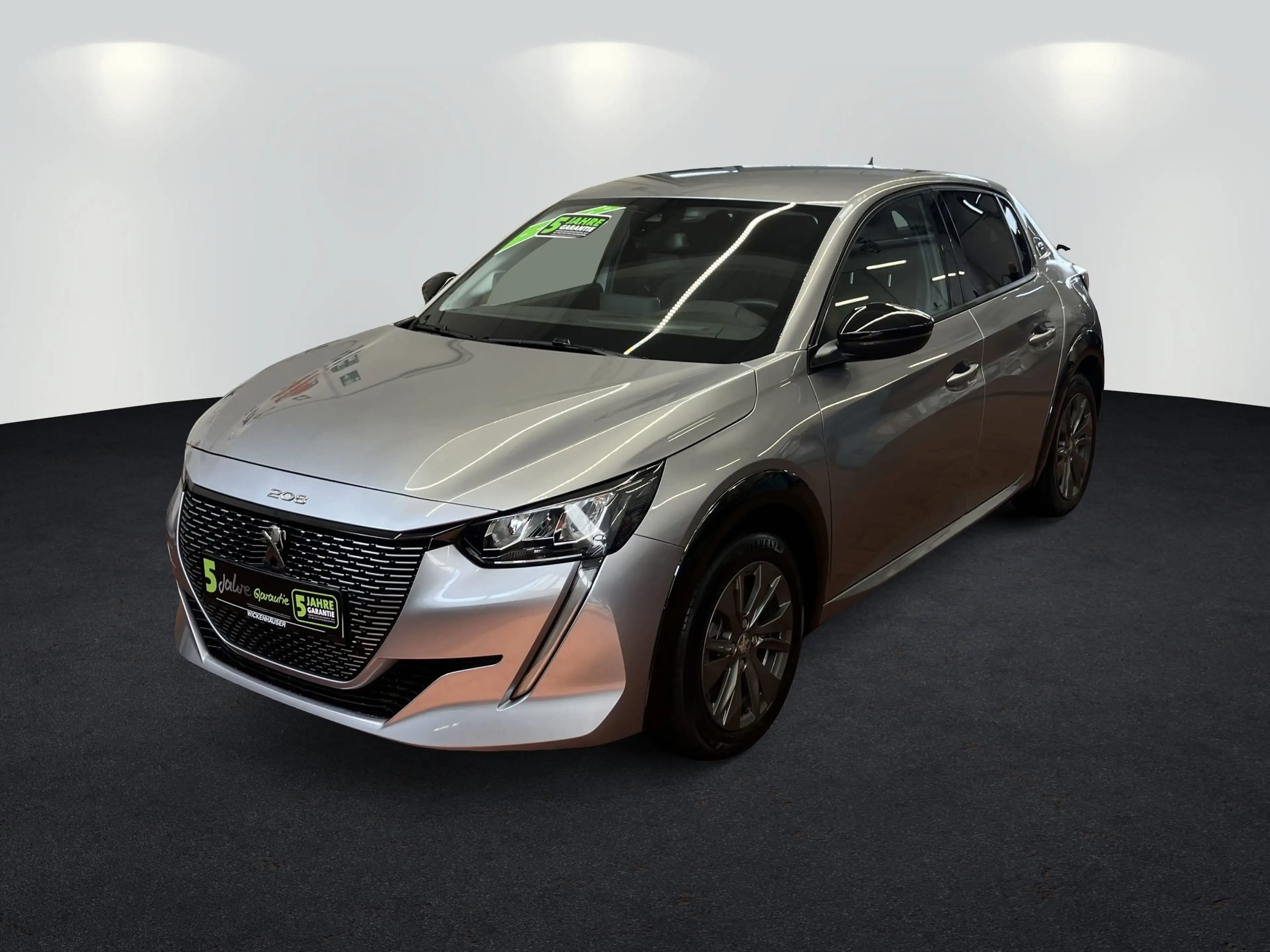 Peugeot e-208 Elektro Allure SHZ+Kam+KeyLess+CarPlay — photo 2