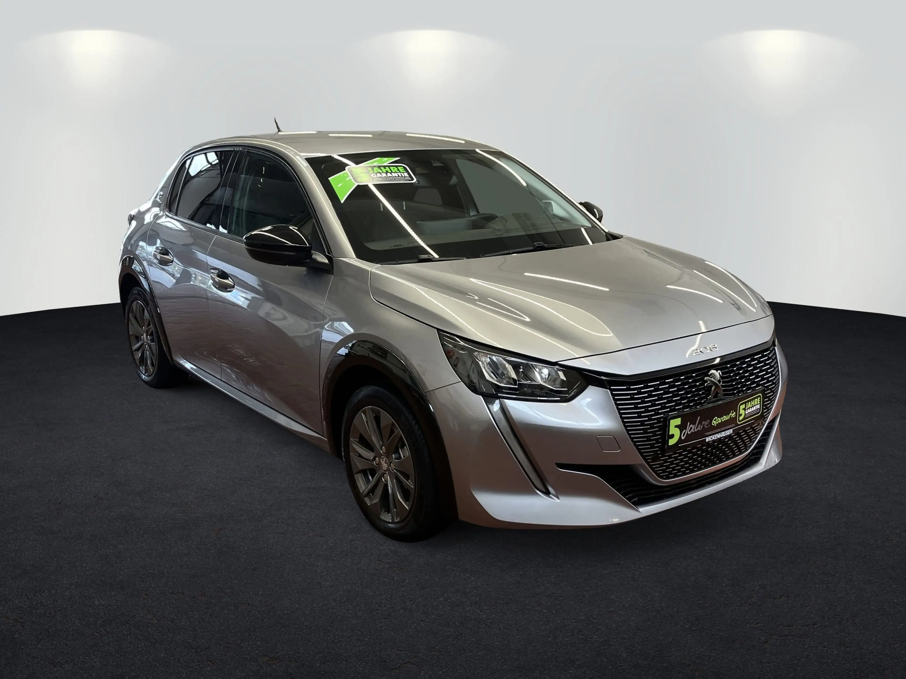 Peugeot e-208 Elektro Allure SHZ+Kam+KeyLess+CarPlay — photo 3