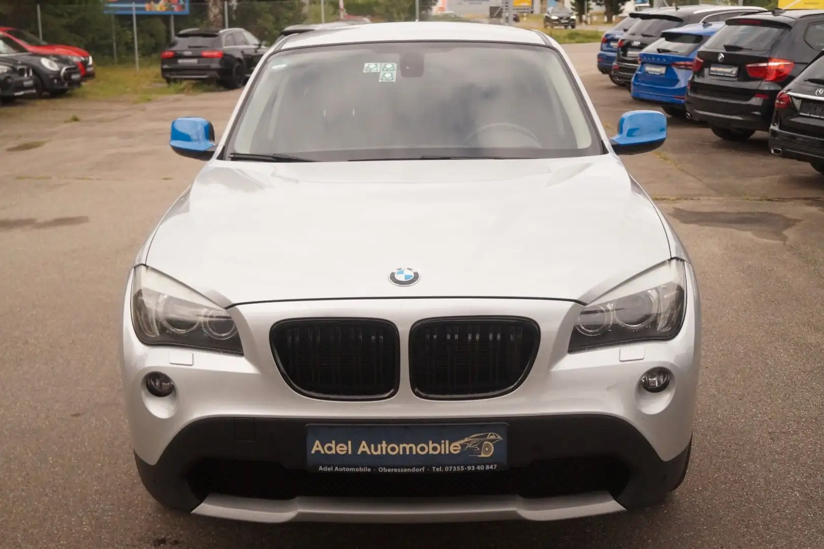 BMW X1 Baureihe X1 20 d xDrive XENON NAVI AHK Silber - 2