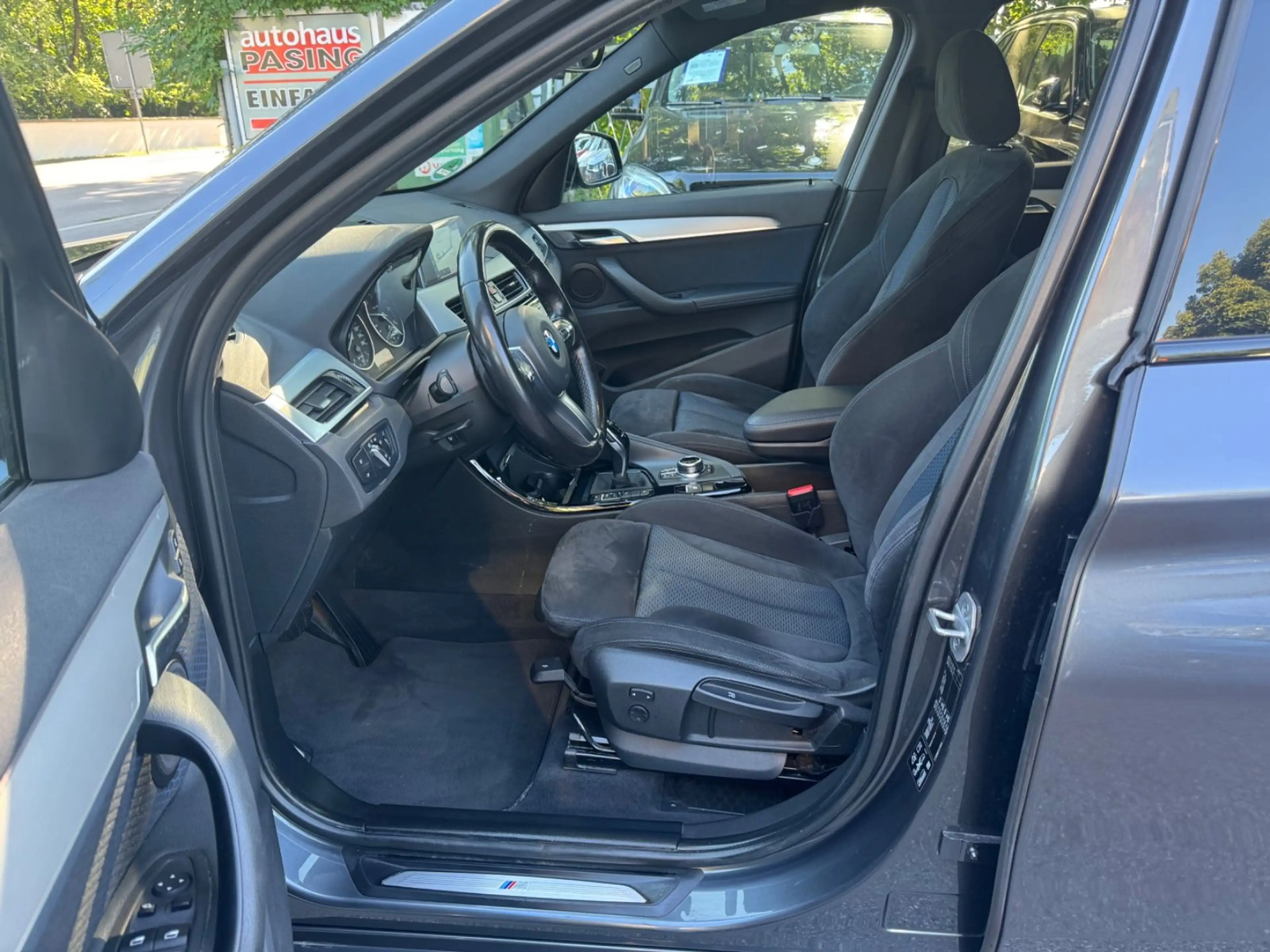 BMW X1 xDrive 20 d M Sport Aut Navi 1 Hand — photo 9