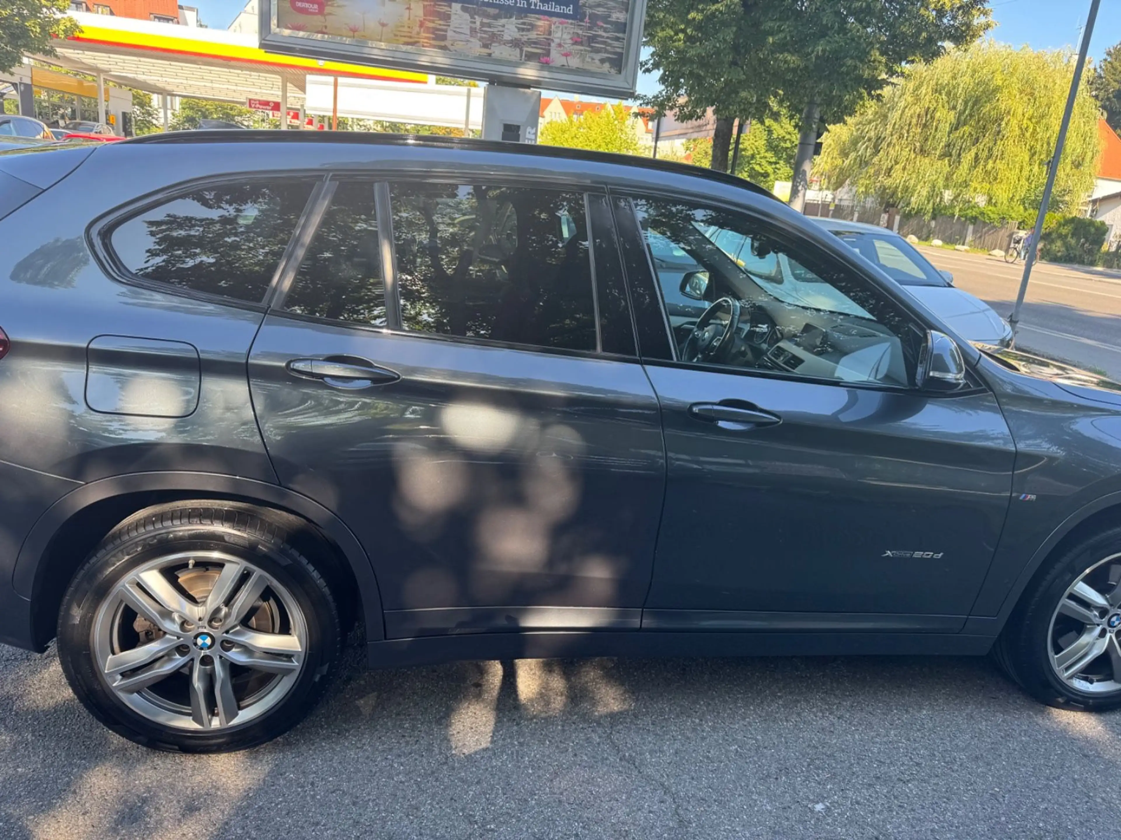 BMW X1 xDrive 20 d M Sport Aut Navi 1 Hand — photo 4