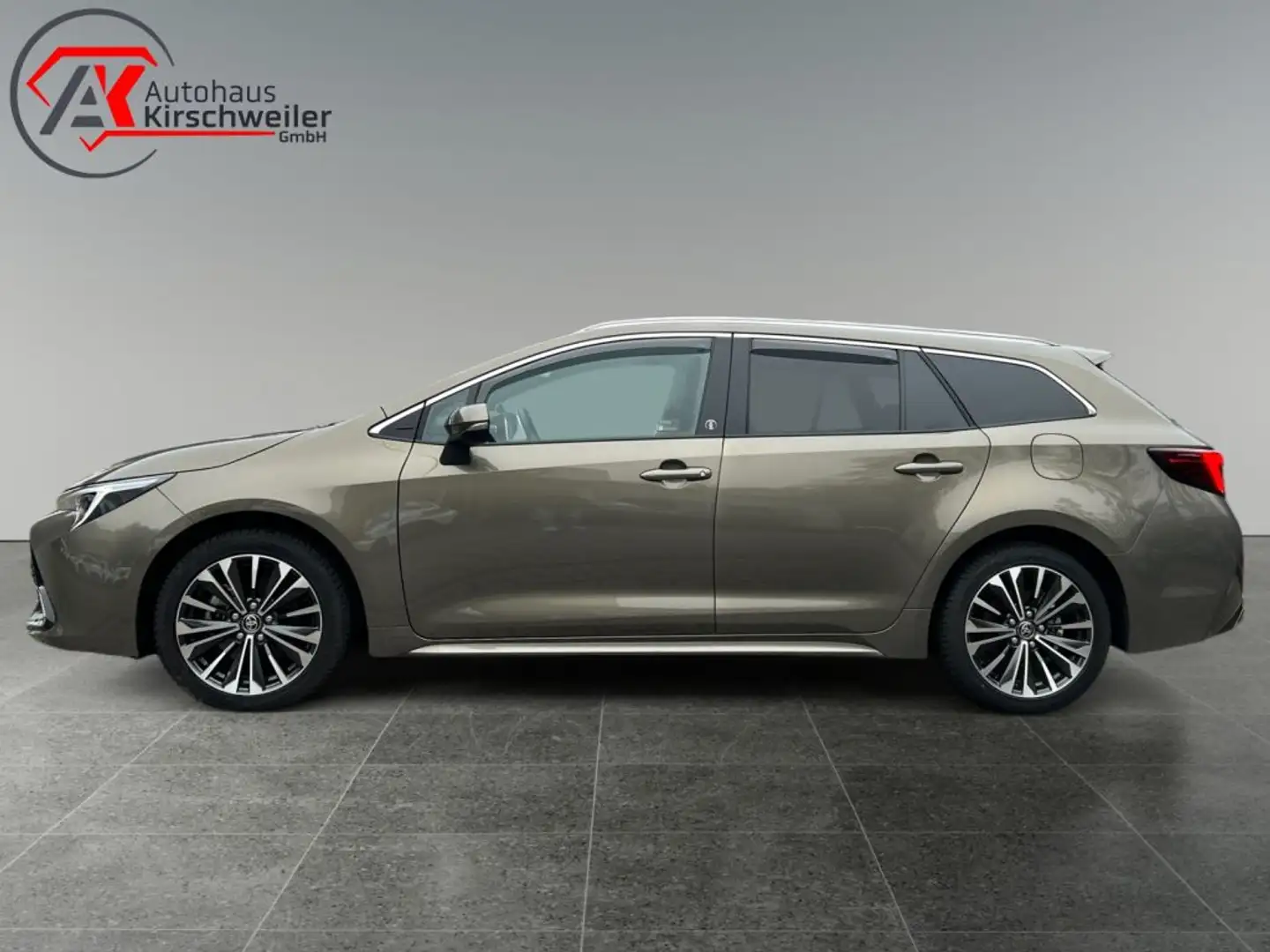 Toyota Corolla 2.0 Hybrid Touring Sports Team Deutschland - 2