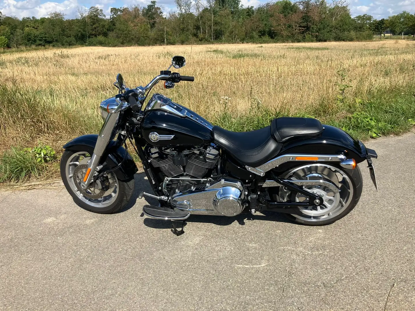 Harley-Davidson Fat Boy 114CI Schwarz - 2