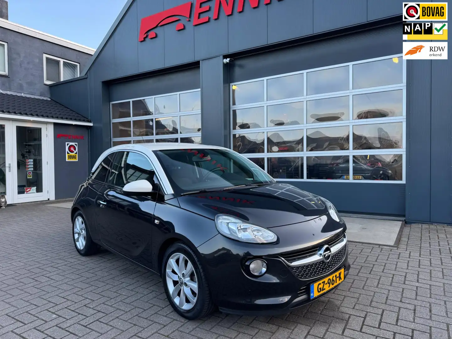 Opel Adam 1.0 Turbo Jam / Cruise / DAB / NL Auto met NAP. Nero - 1