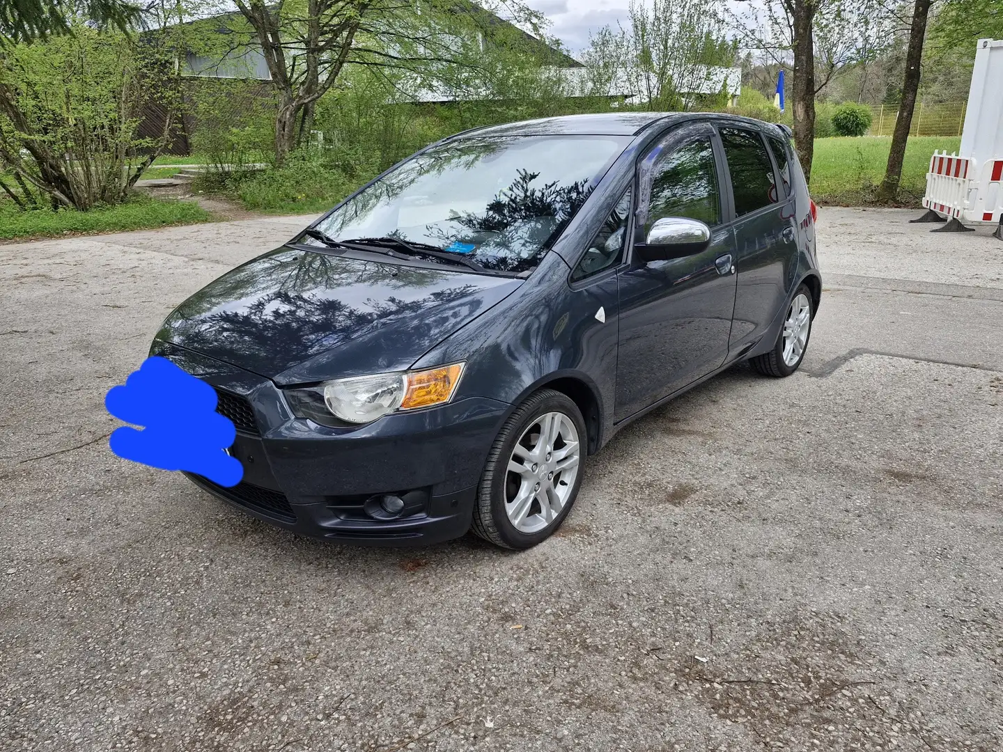 Mitsubishi Colt 1.3 Intense Grau - 1