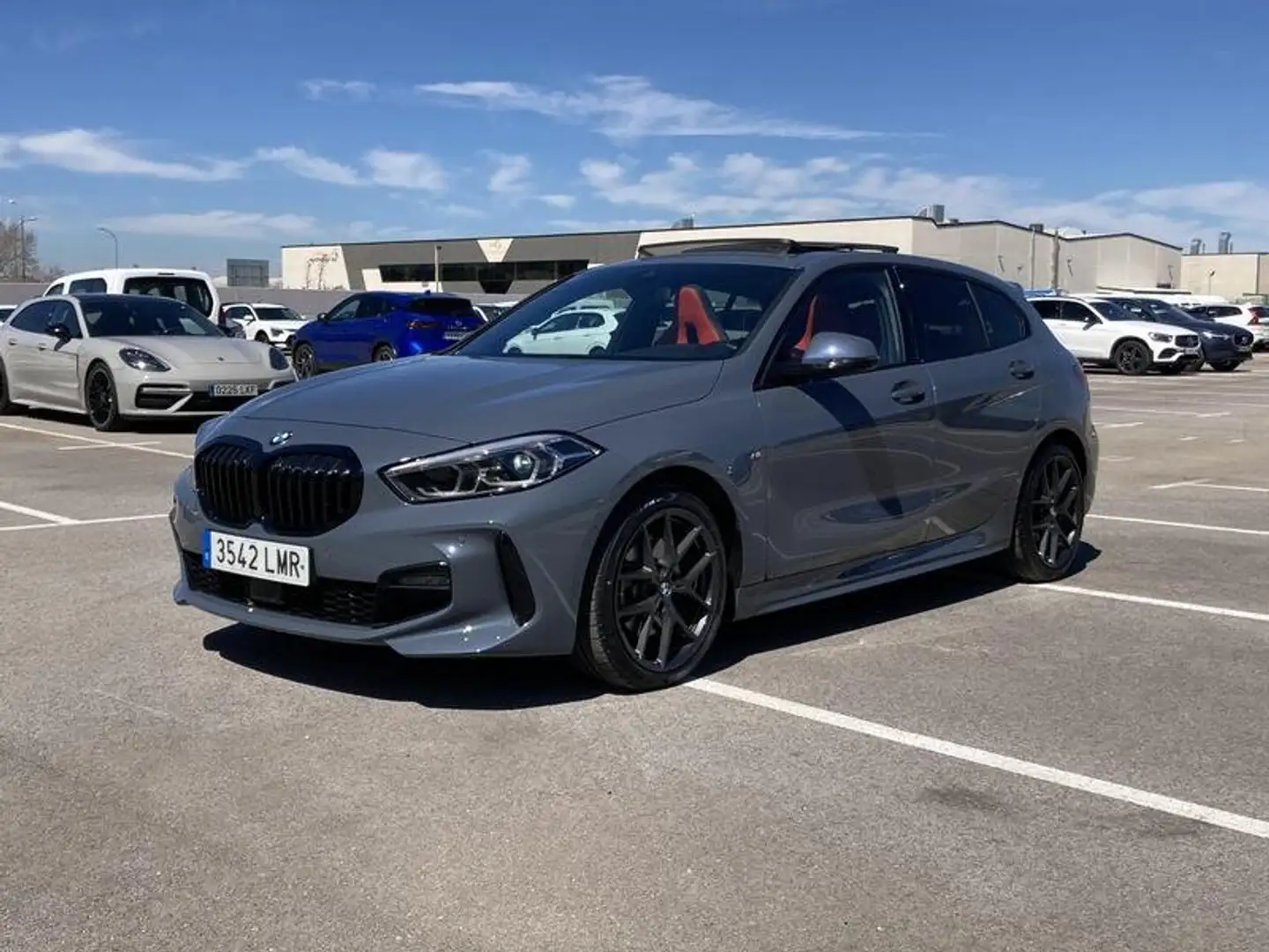 BMW 118 103 kW / 140 CV - 1