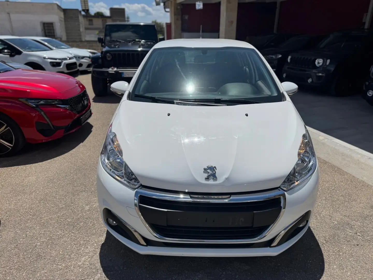Peugeot 208 Peugeot 208 BlueHDi 100 S&S 5 porte Active navigaz Blanc - 2