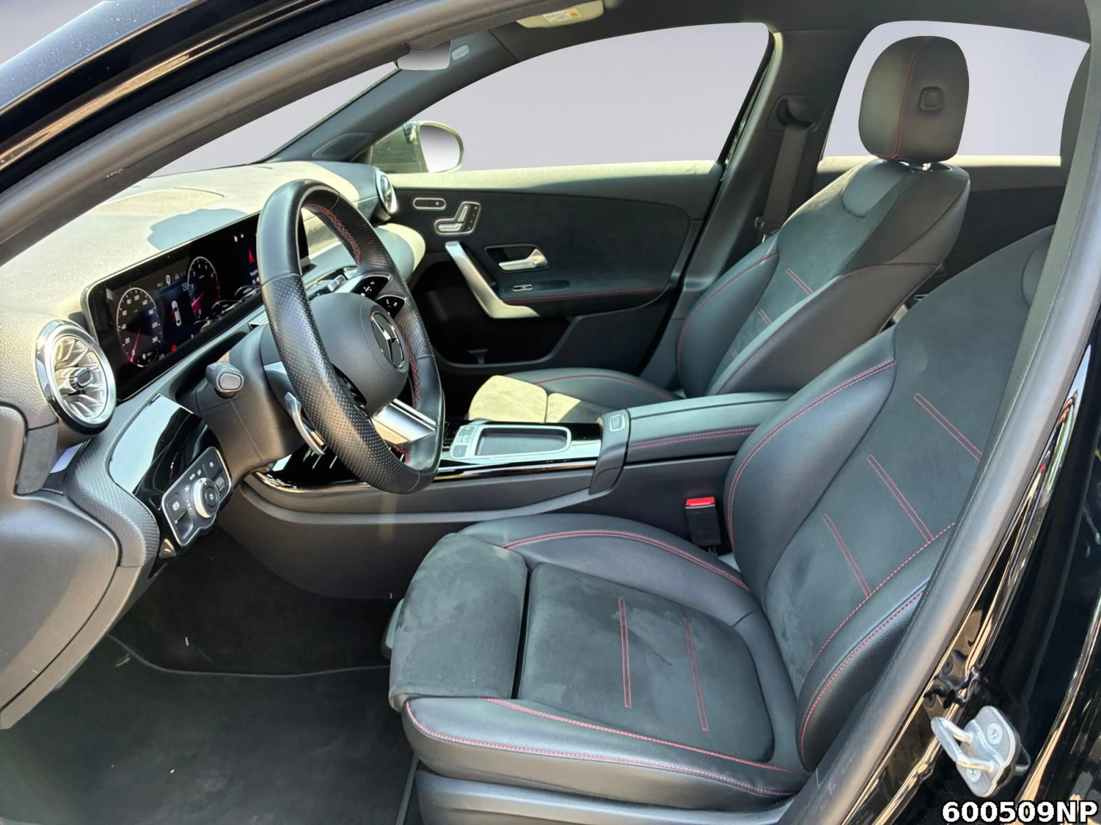 Mercedes-Benz A 220 4M AMG Limo Night LED Kamera Memory Sitzhz — photo 10