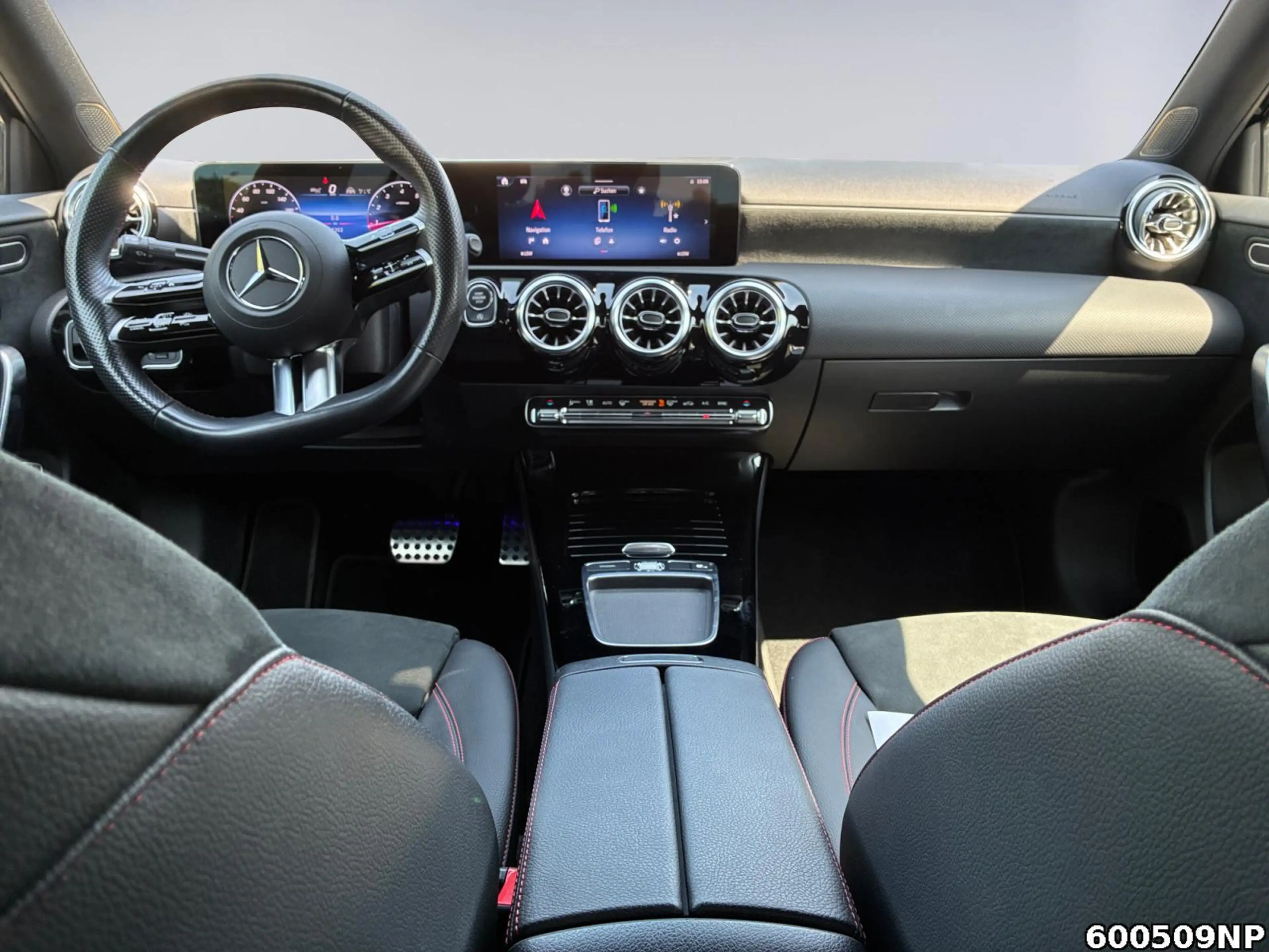 Mercedes-Benz A 220 4M AMG Limo Night LED Kamera Memory Sitzhz — photo 8