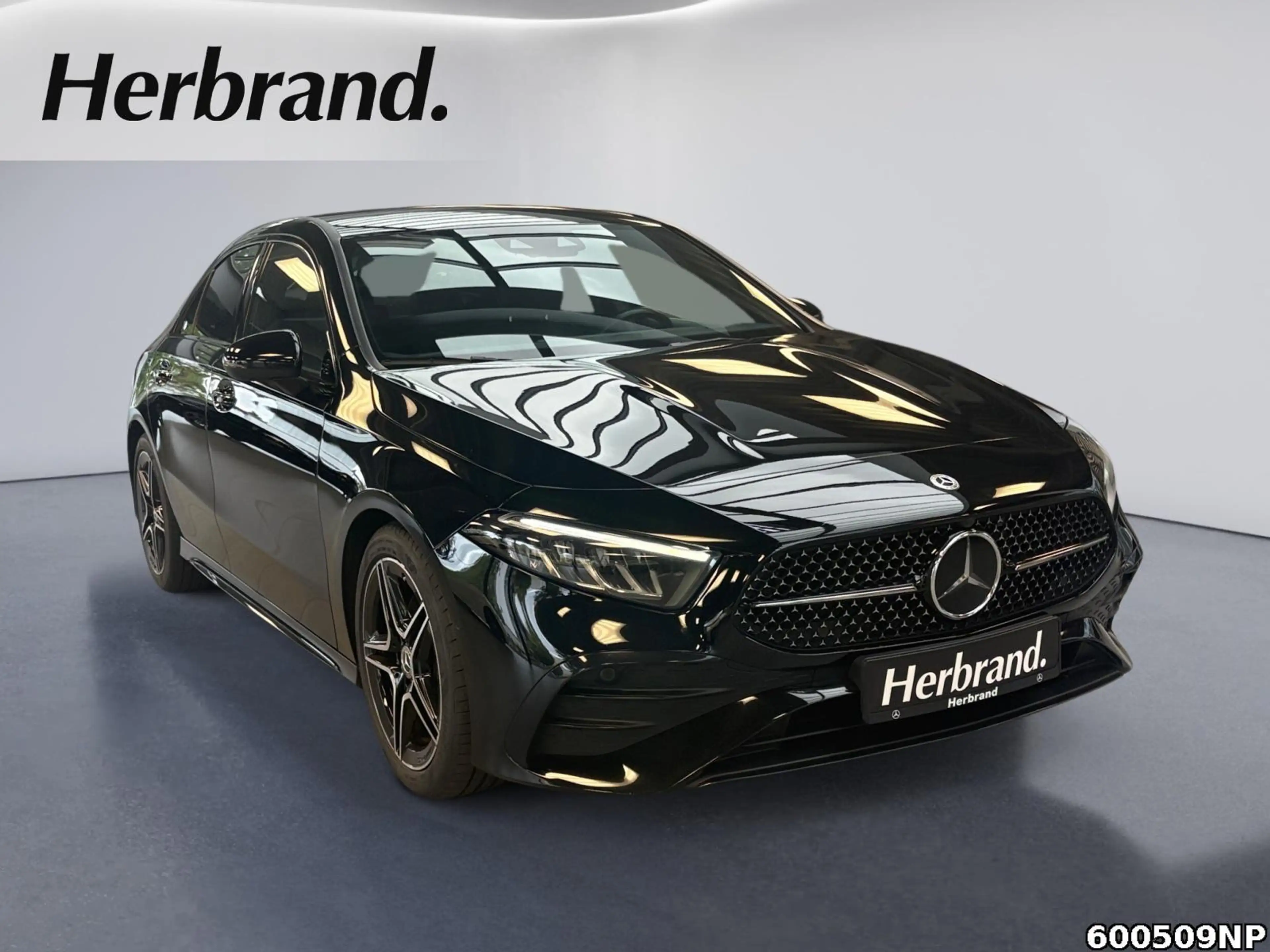 Mercedes-Benz A 220 4M AMG Limo Night LED Kamera Memory Sitzhz — photo 2