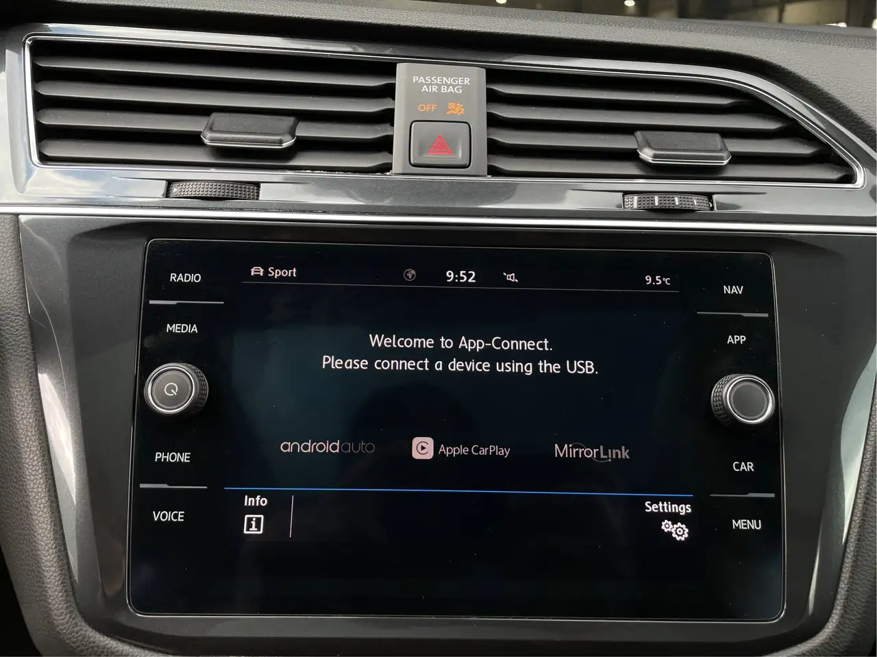 Volkswagen Tiguan снимка Volkswagen Tiguan