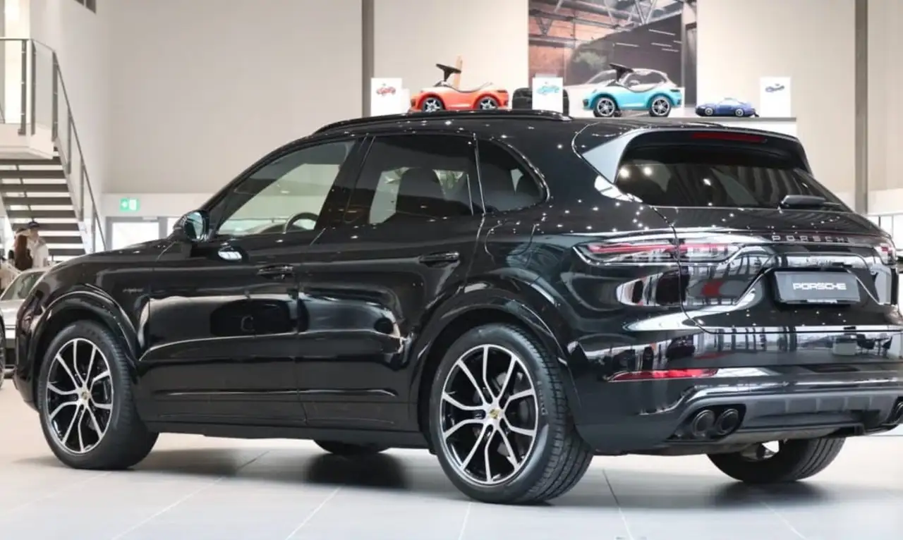 Porsche Cayenne E-Hybrid Platinum Edition, миниатюра 3