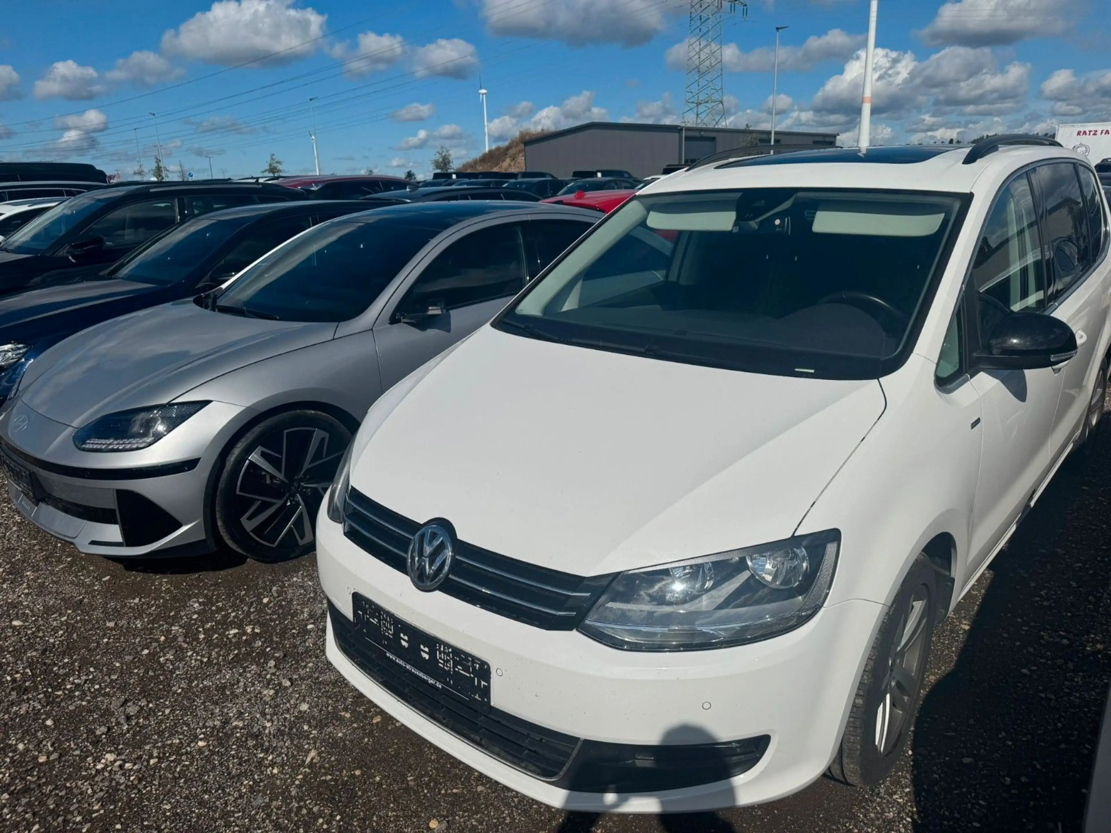 Volkswagen Sharan Match — photo 3