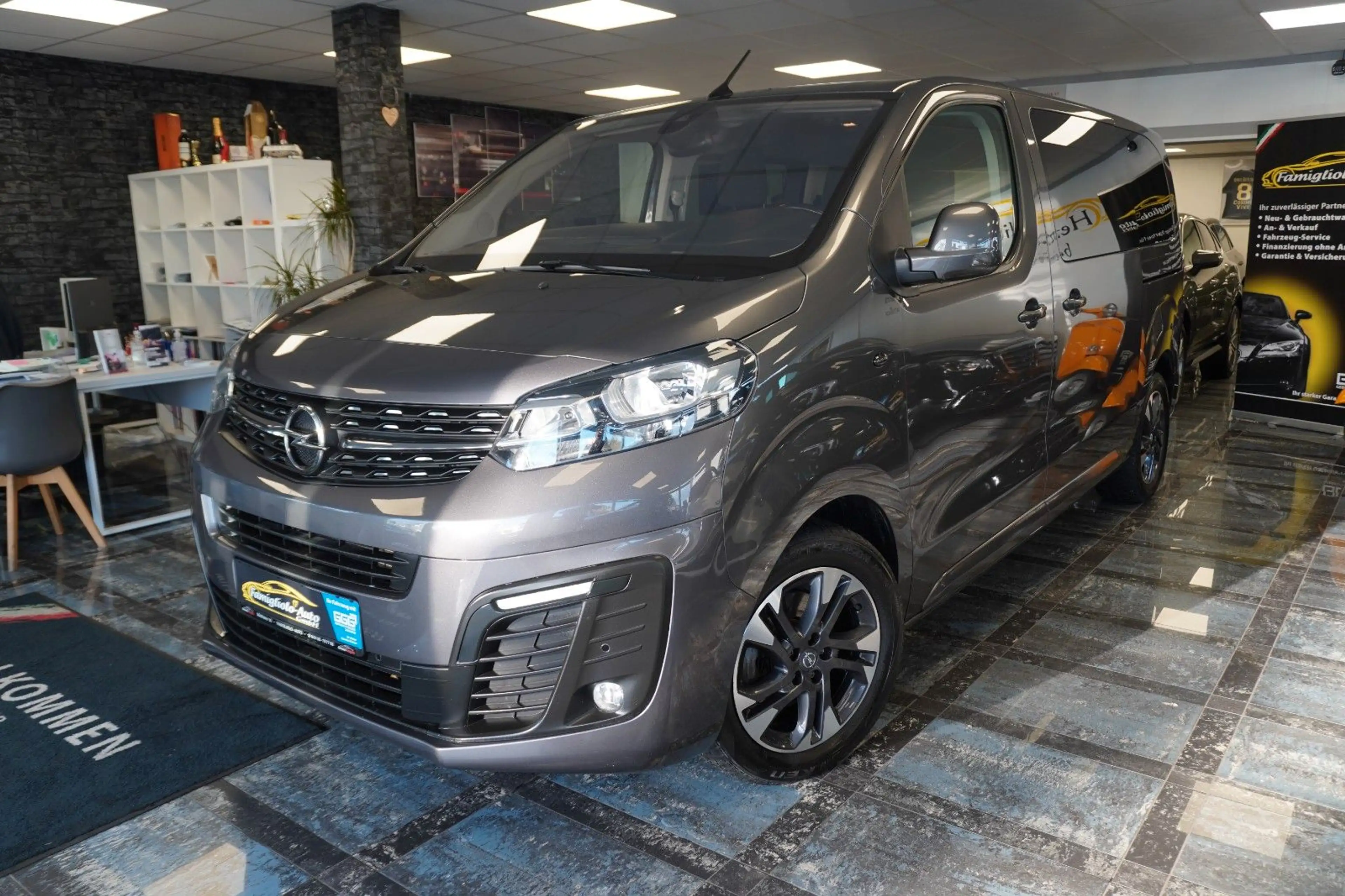 Opel Zafira Life Edition M/Navigation/Kamera/1.Vorhal