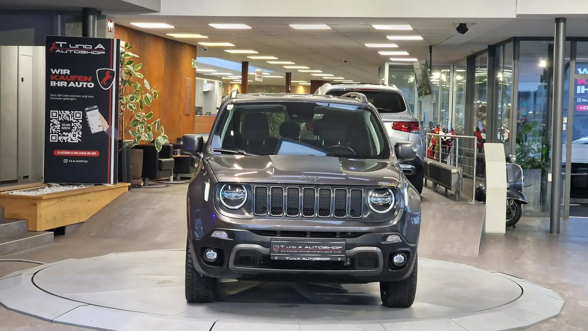 Jeep Renegade 4WD 2.0 Multijet Aut. Trailhawk *AHK*Kamera*Lenkra Grau - 2