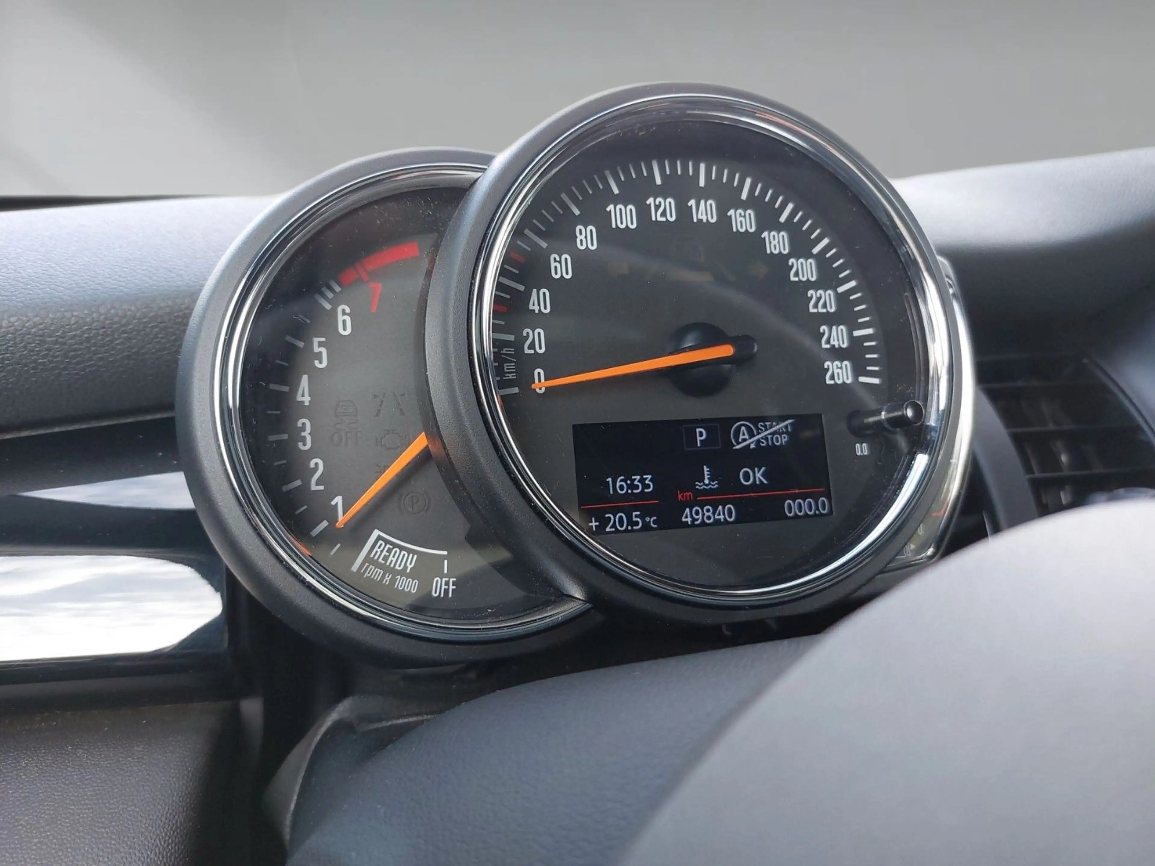 MINI One AUTOMATIK 1. Hand SHZ PANO ALLWETTER CARPLAY — photo 10