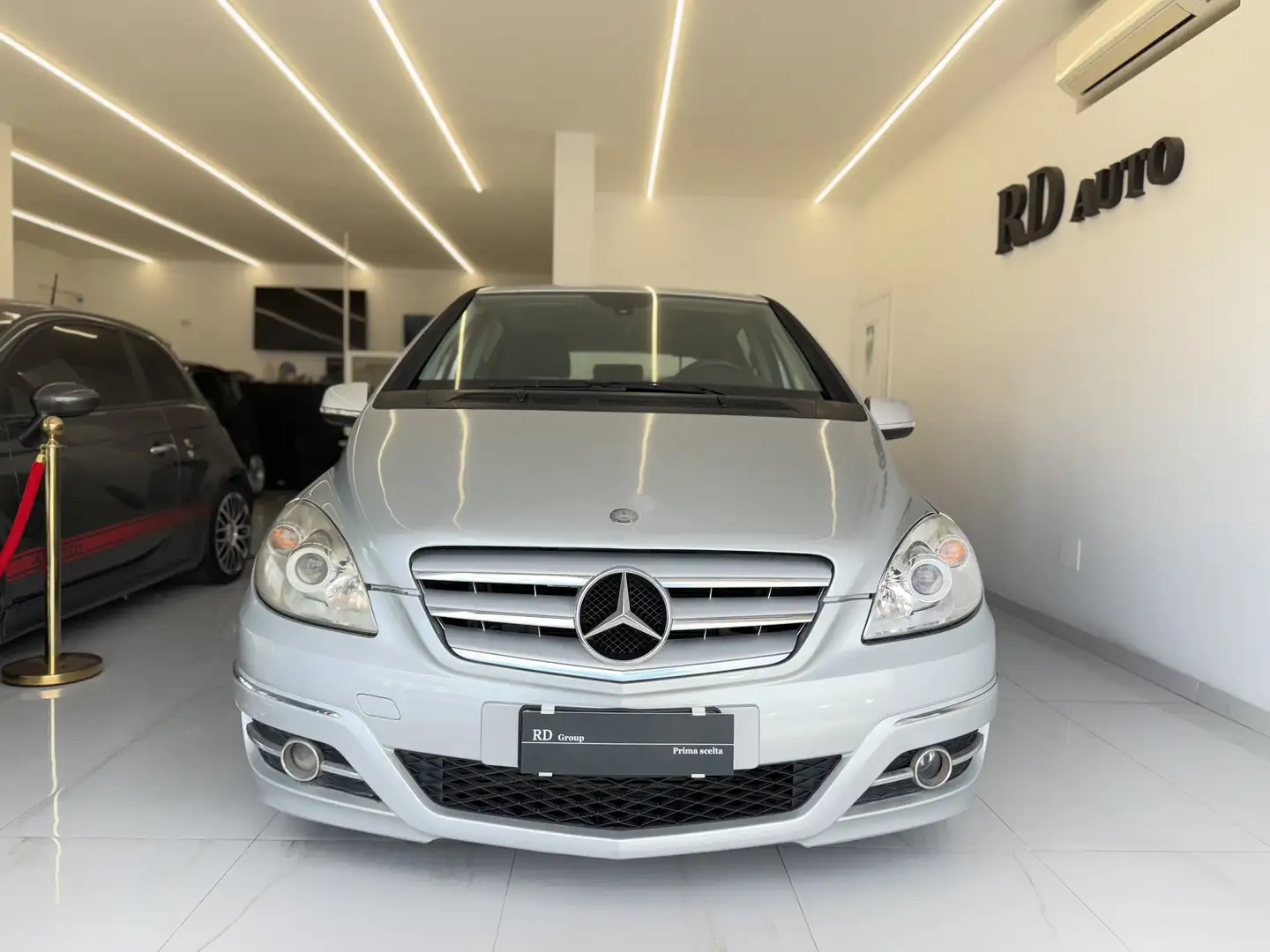 Mercedes-Benz B 200 cdi Sport Automatica Grigio - 2