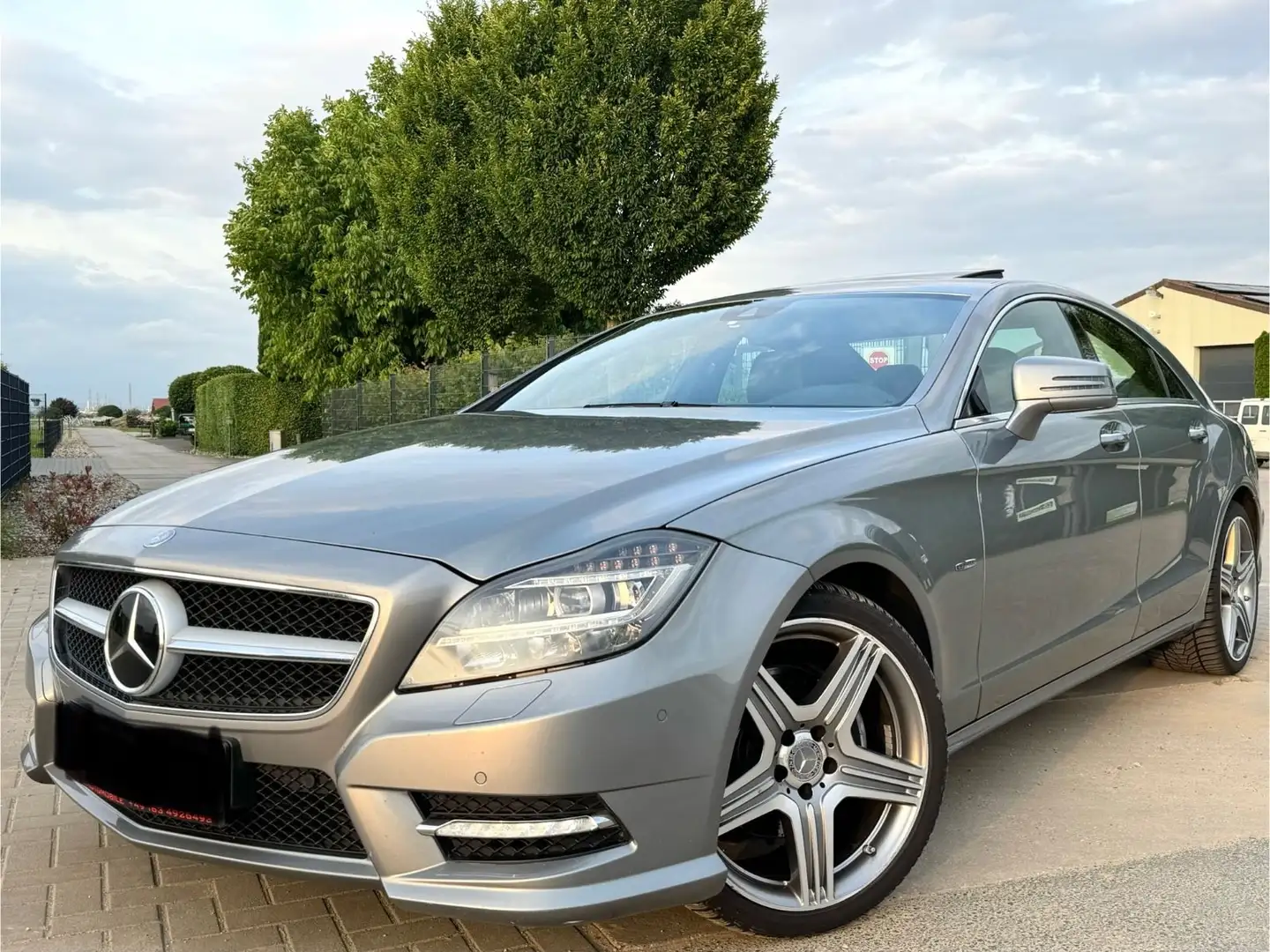 Mercedes-Benz CLS 350 CDI*AMG-PAKET*VOLLAUSSTATTUNG*KEYLESS* Silber - 1