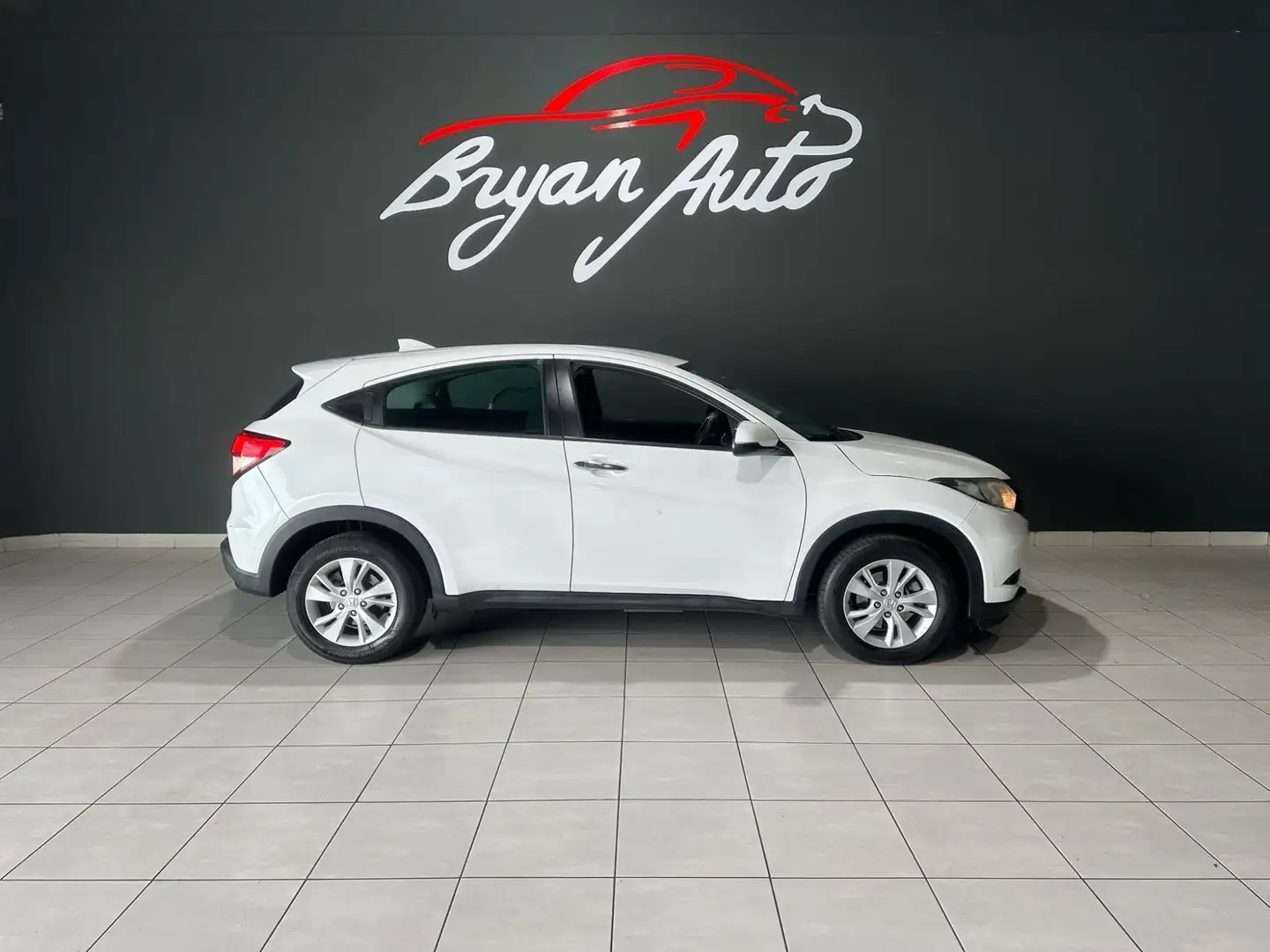 Honda HR-V 1.6 Elegance Navi Adas White - 1