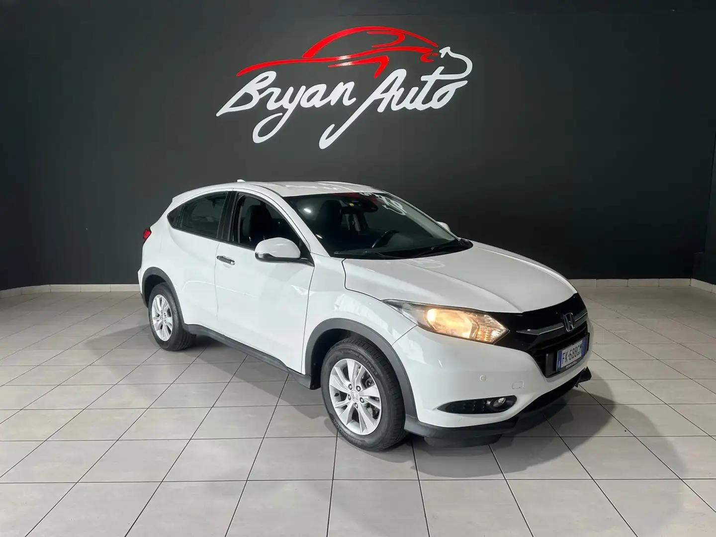 Honda HR-V 1.6 Elegance Navi Adas White - 2