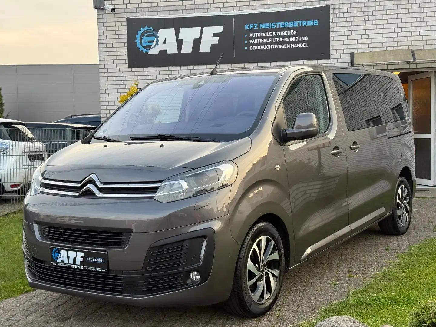 Citroen Spacetourer Spacetourer Feel M Grijs - 1