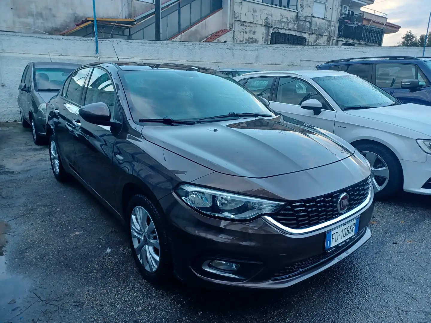 Fiat Tipo Tipo 1.6 Mjt 4 porte Opening Edition Bruin - 2