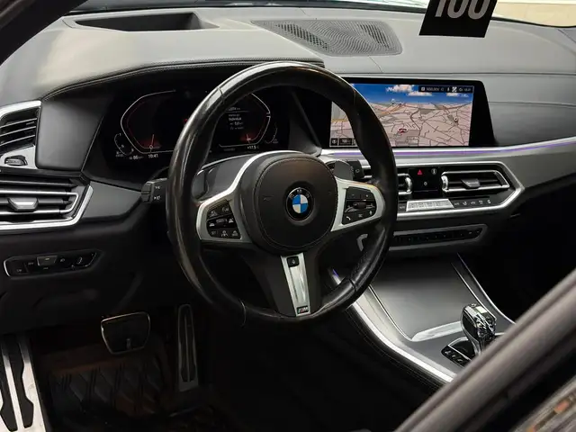 BMW X5 view 13