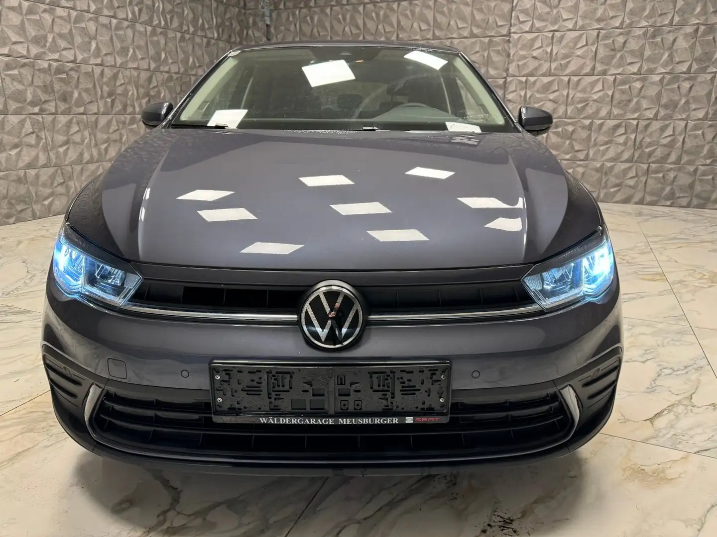 Volkswagen Polo VI Basis ** Voll Fahrberit ** Grau - 1