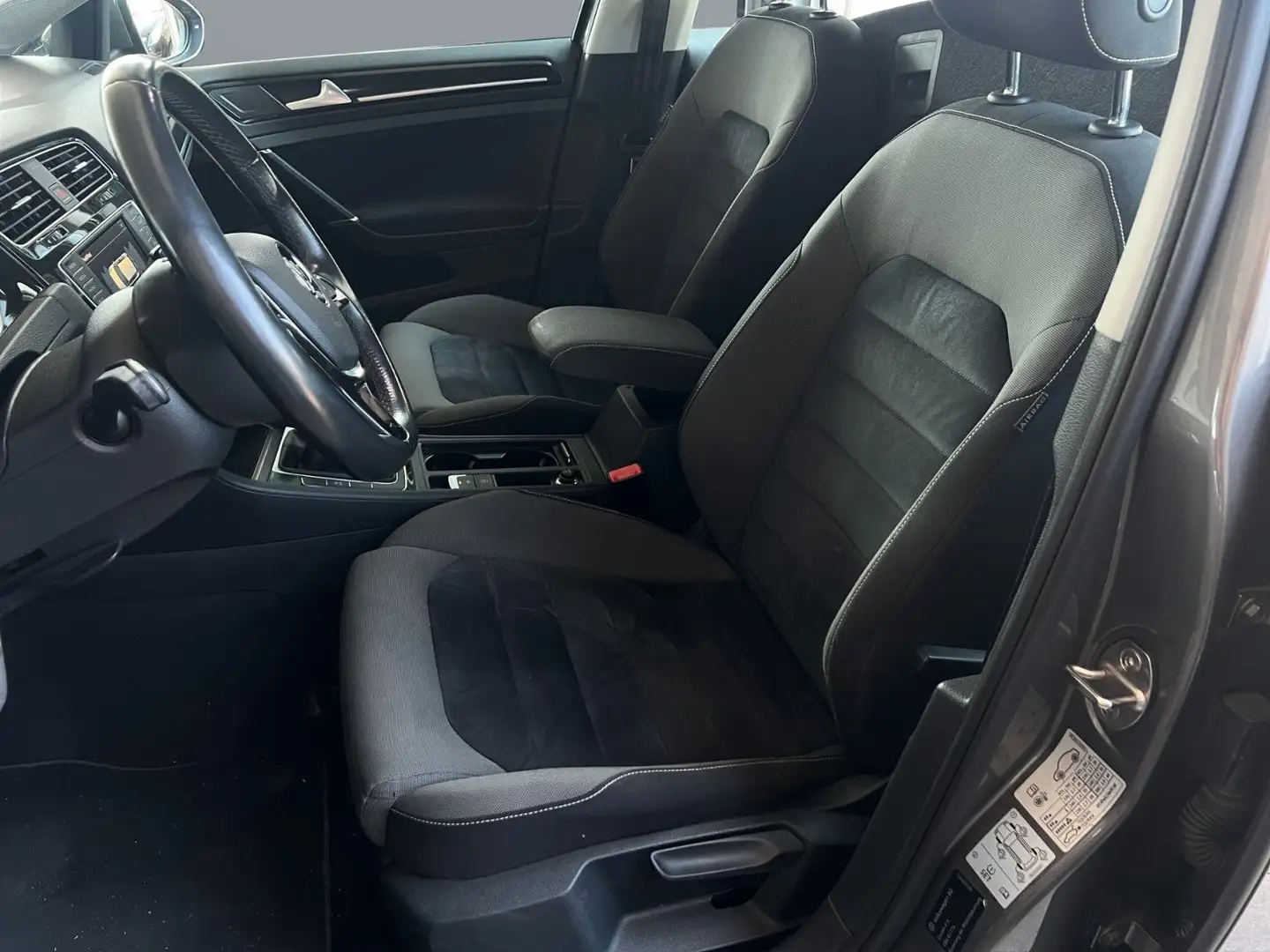Volkswagen Golf 7 VII 2.0 TDI Limo *Highline*Sport*Xenon Gris - 2