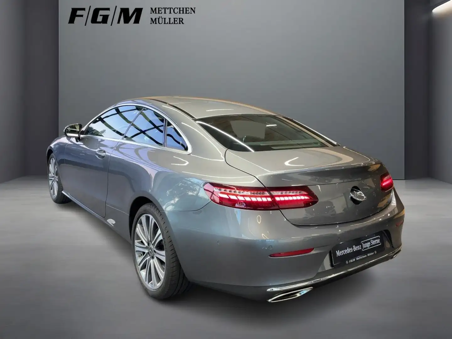 Mercedes-Benz E 300 Avantgarde Burm|TWA|Sitzhz|Kam|Keyless Gris - 2